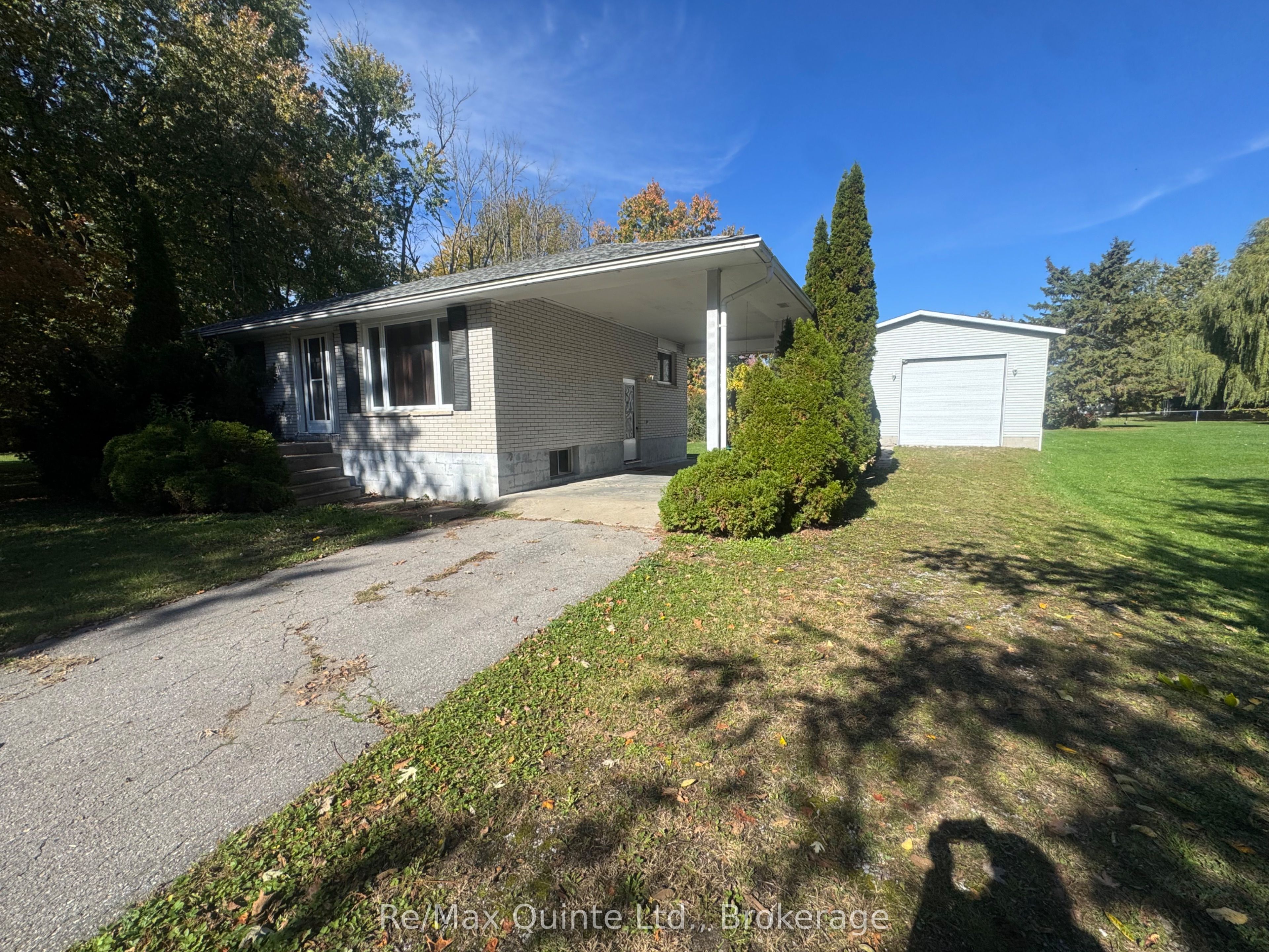 20 Ross Avenue Property Photo 23