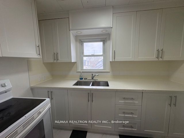 28 Mccoll Street Property Photo 11