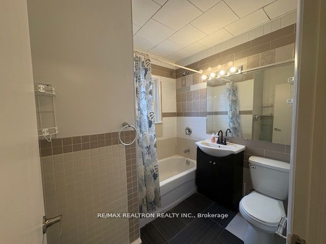 28 Mccoll Street Property Photo 12