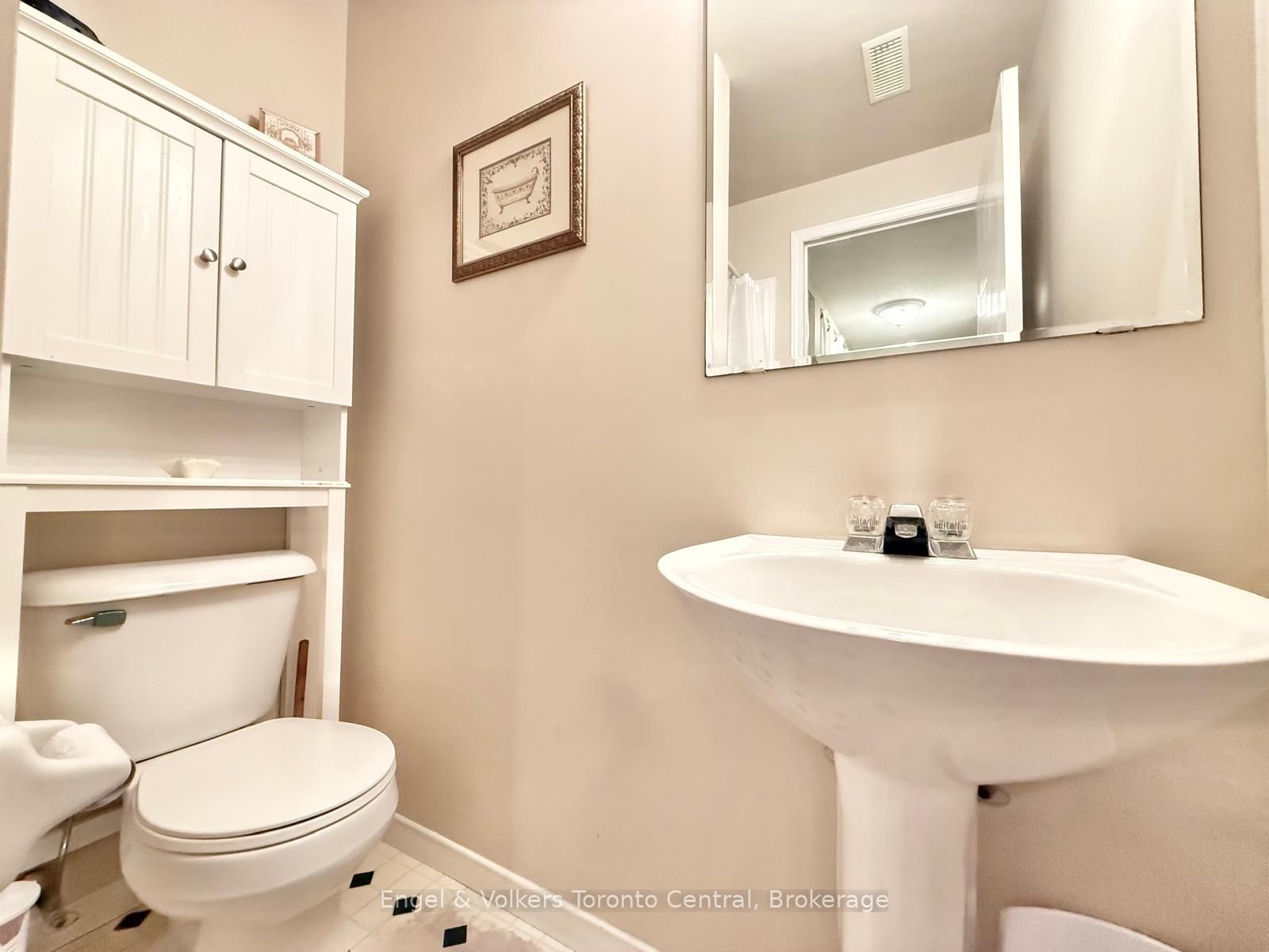 920 Edinburgh Road S 9 Property Photo 35