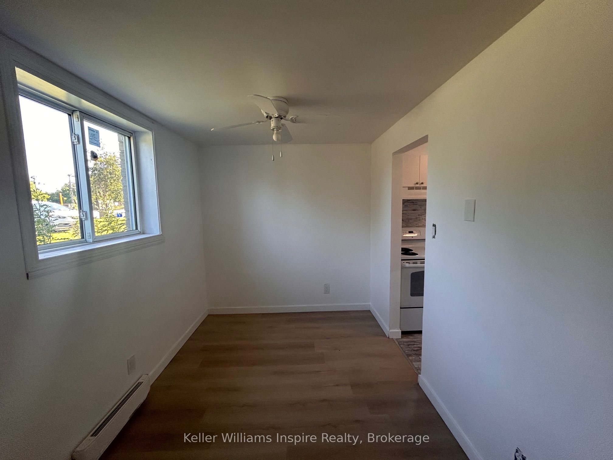 520 Andrew Street 4 Property Photo 9
