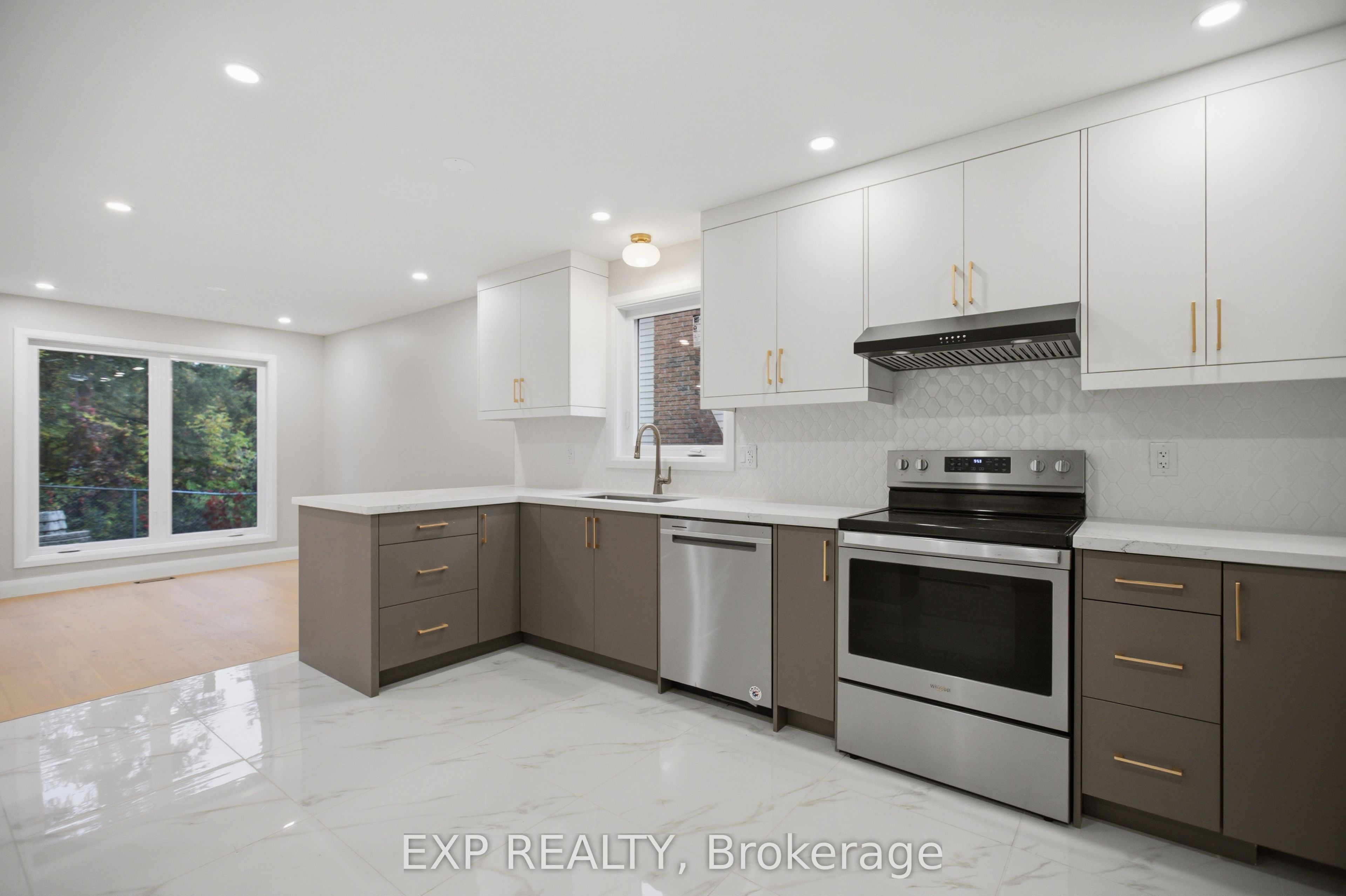 42 Antler Avenue Property Photo 13