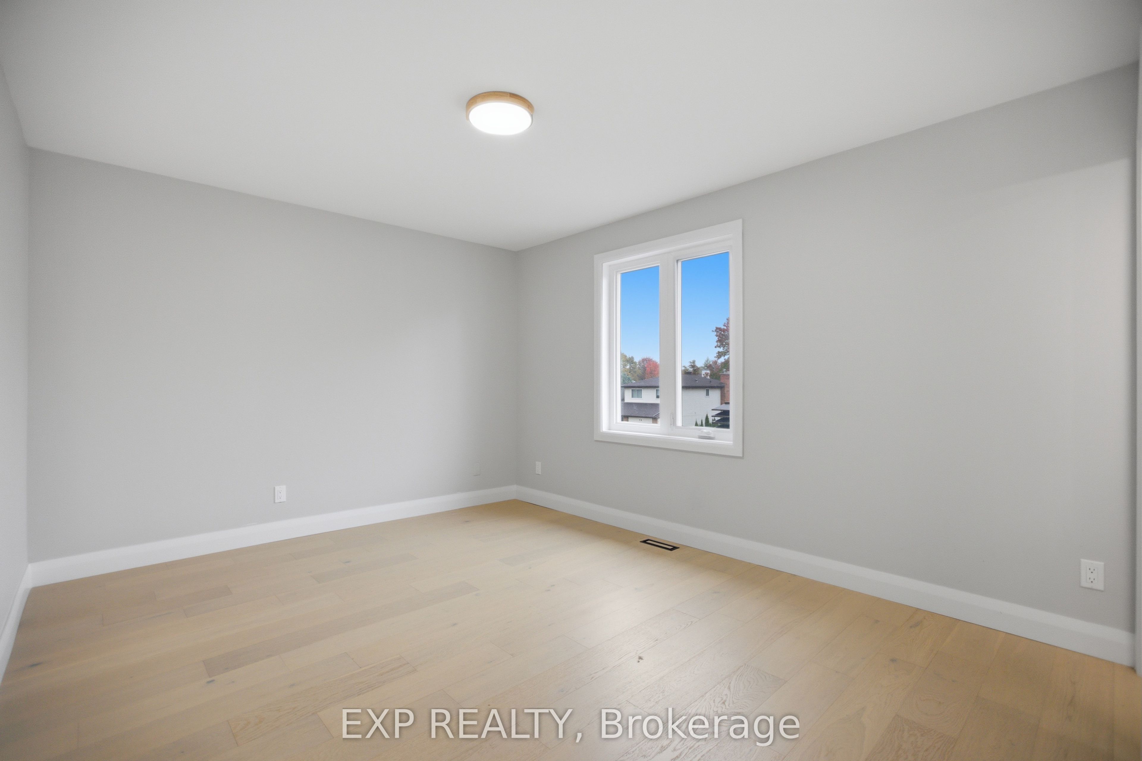 42 Antler Avenue Property Photo 18