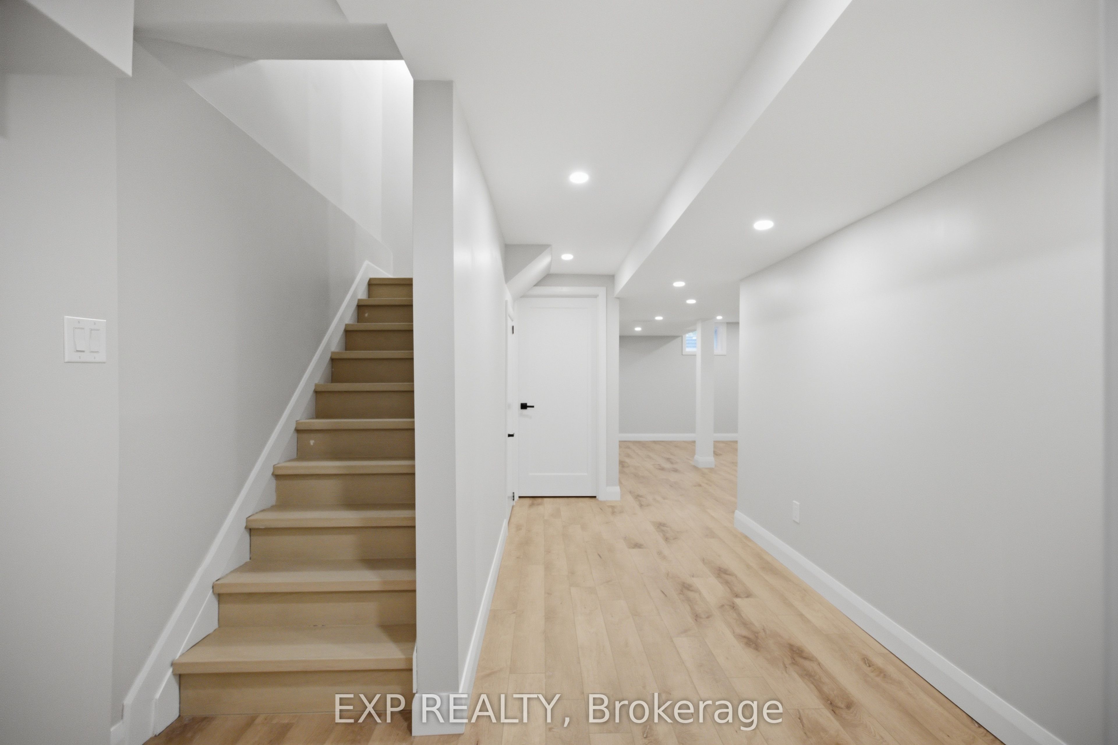 42 Antler Avenue Property Photo 28