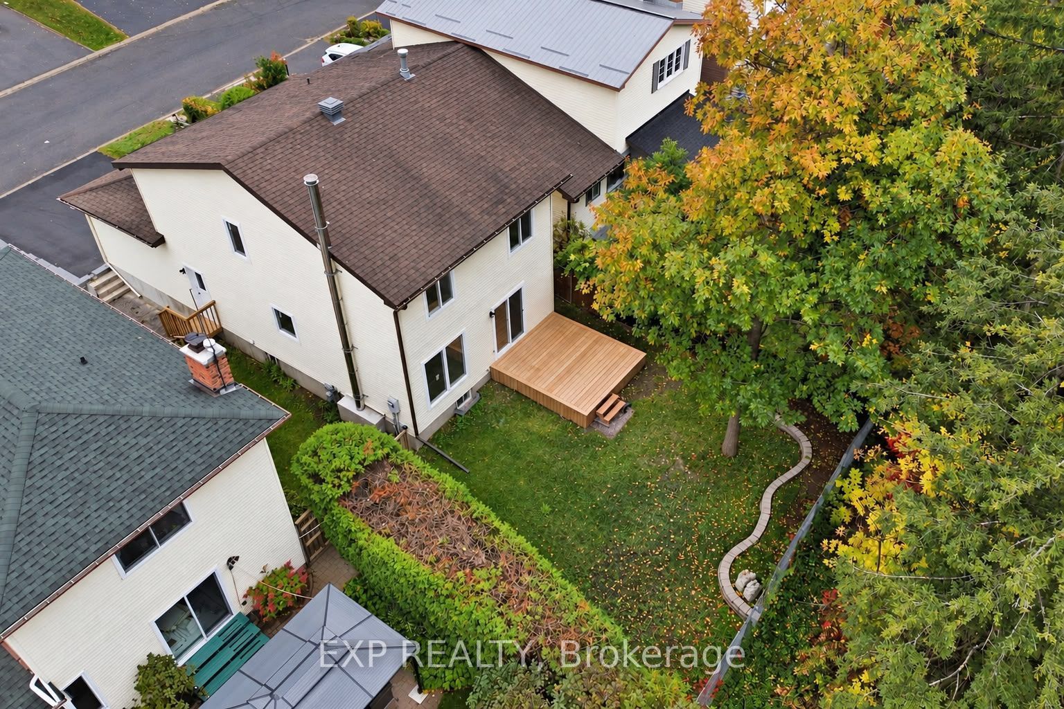42 Antler Avenue Property Photo 37