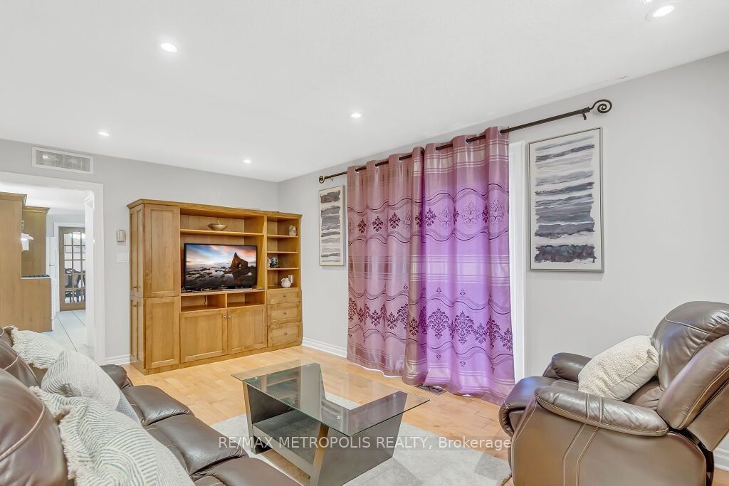 100 Warren Road Property Photo 16