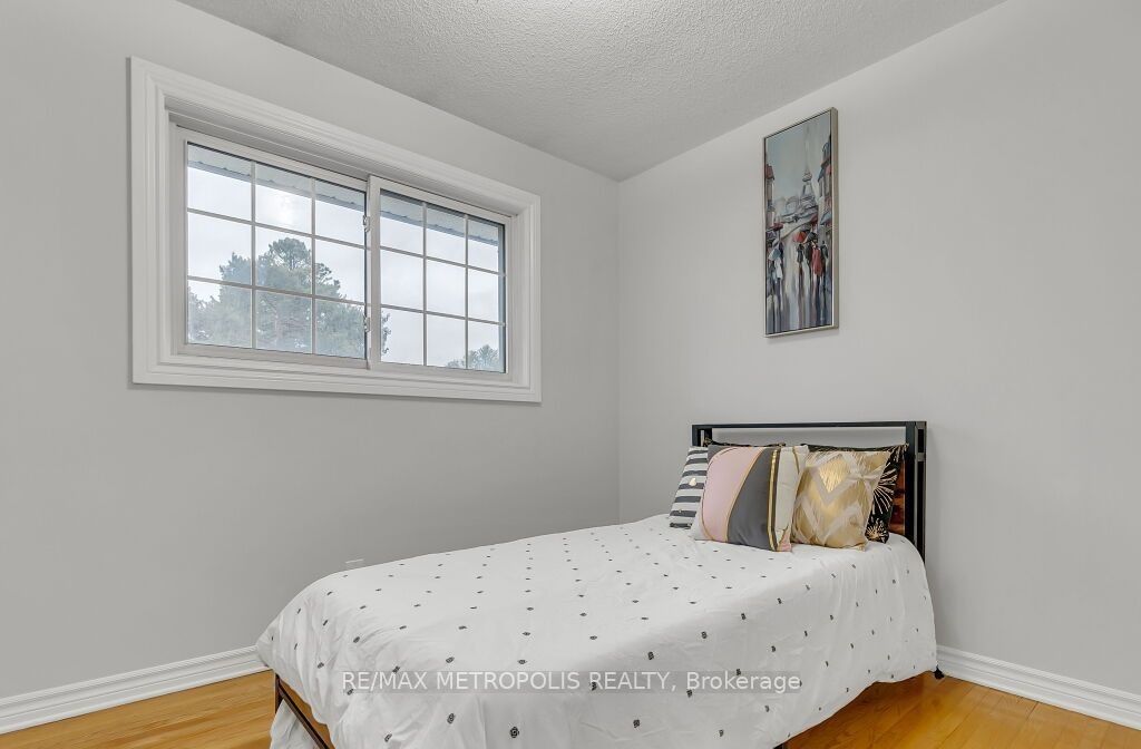 100 Warren Road Property Photo 25