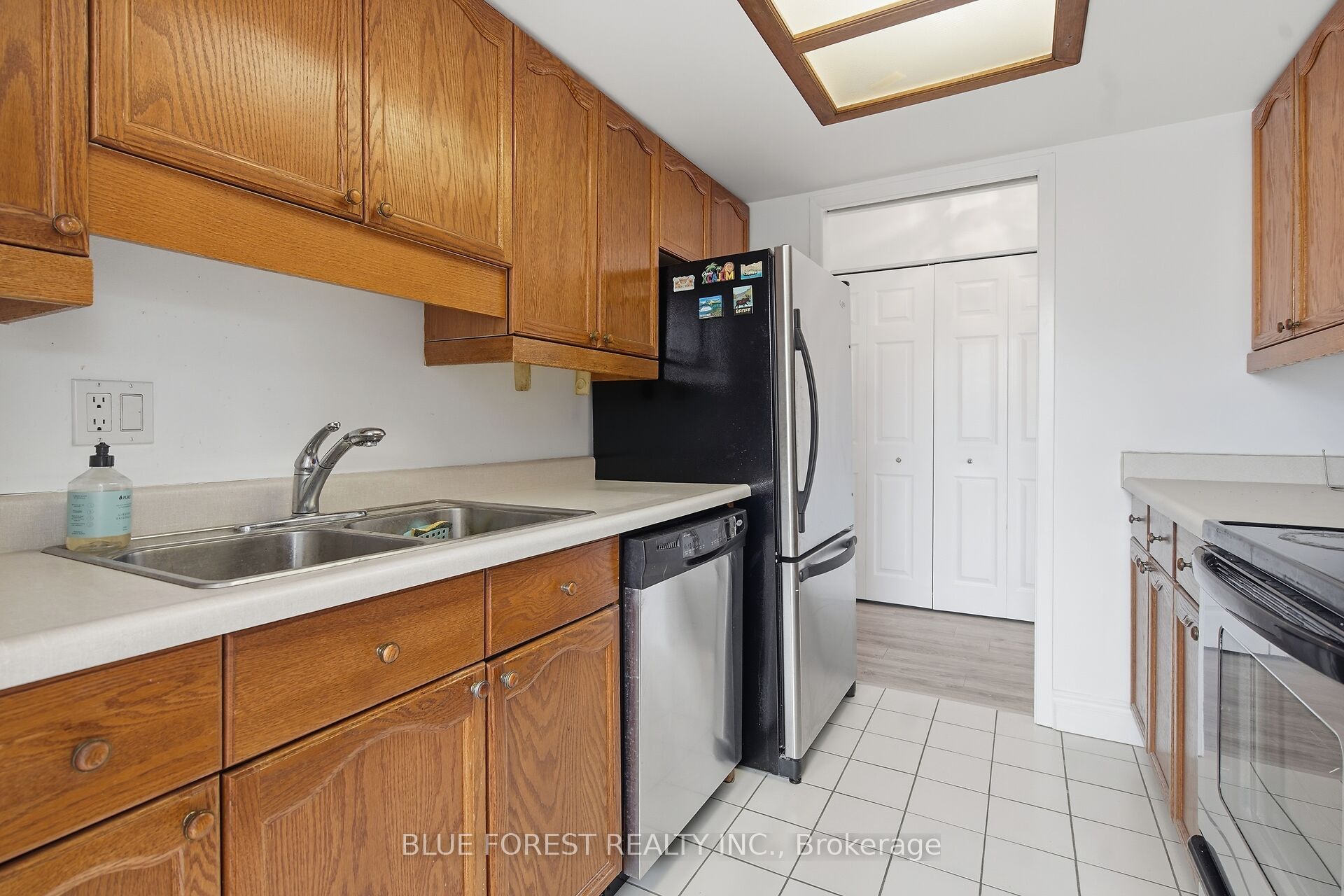 7 Picton Street 501 Property Photo 10