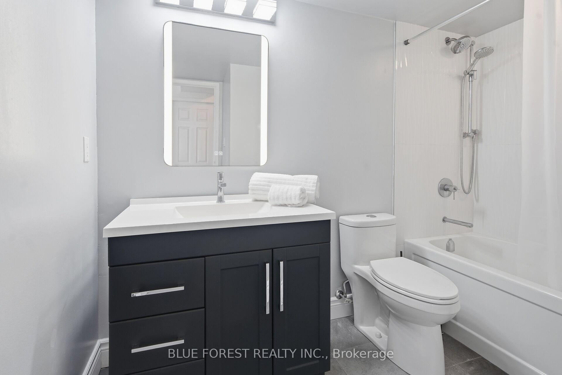 7 Picton Street 501 Property Photo 15