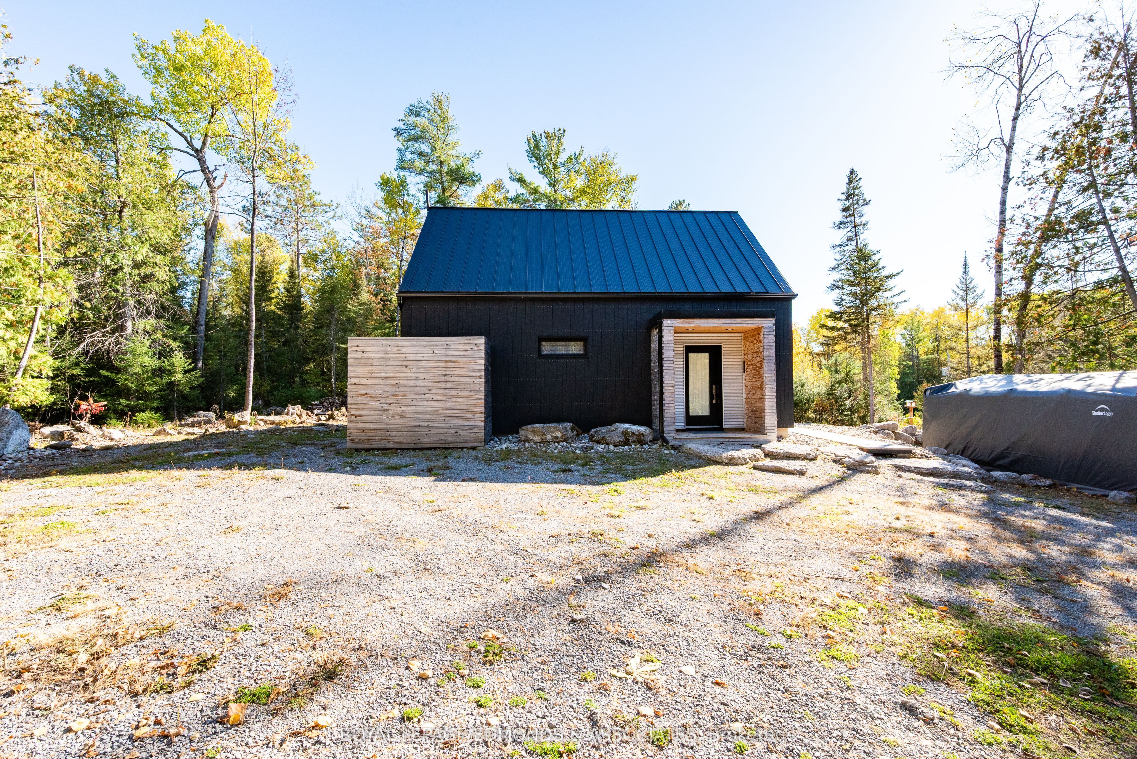 1082 Rapid Road Property Photo 2