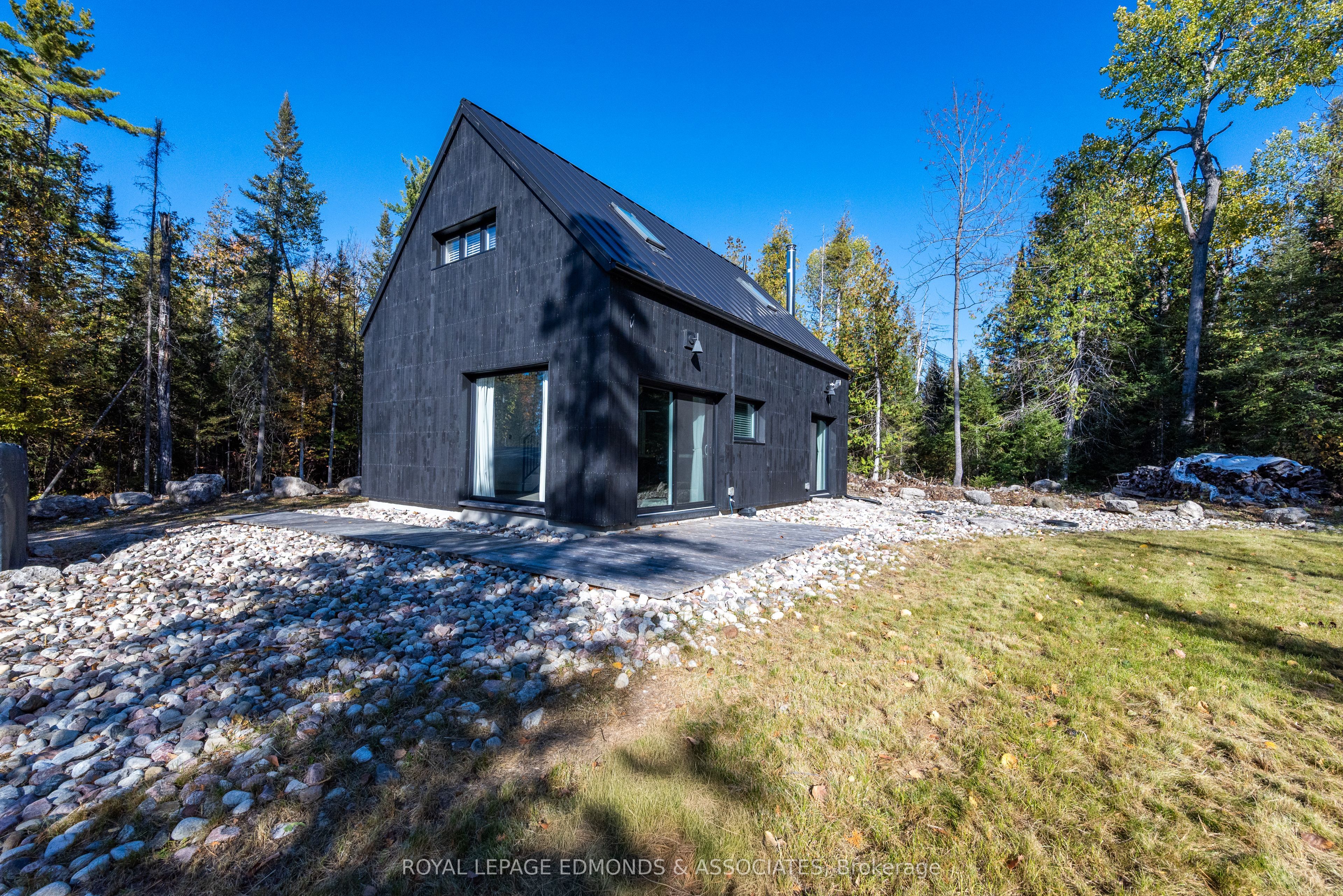 1082 Rapid Road Property Photo 33