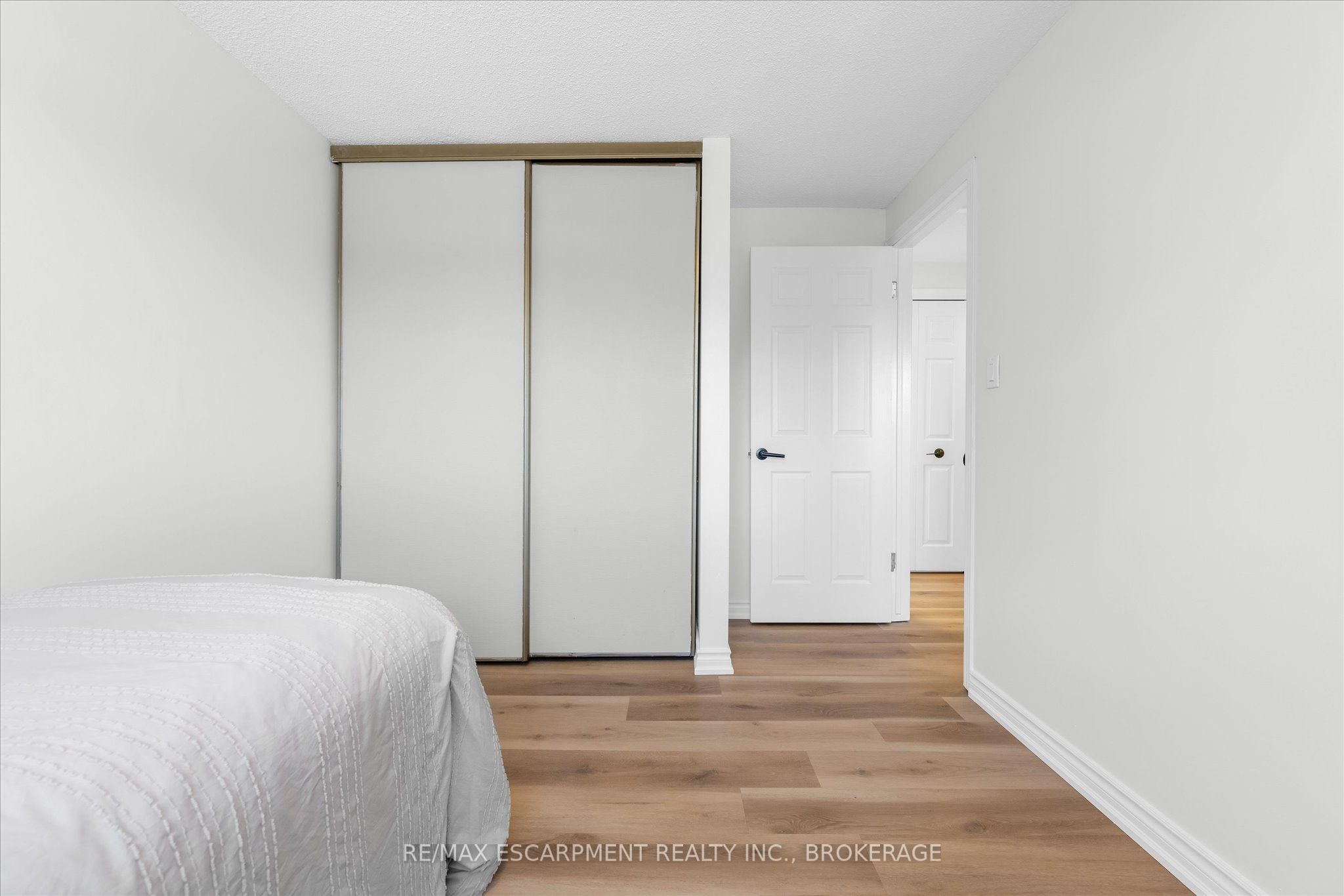 49 Grove Avenue Property Photo 18