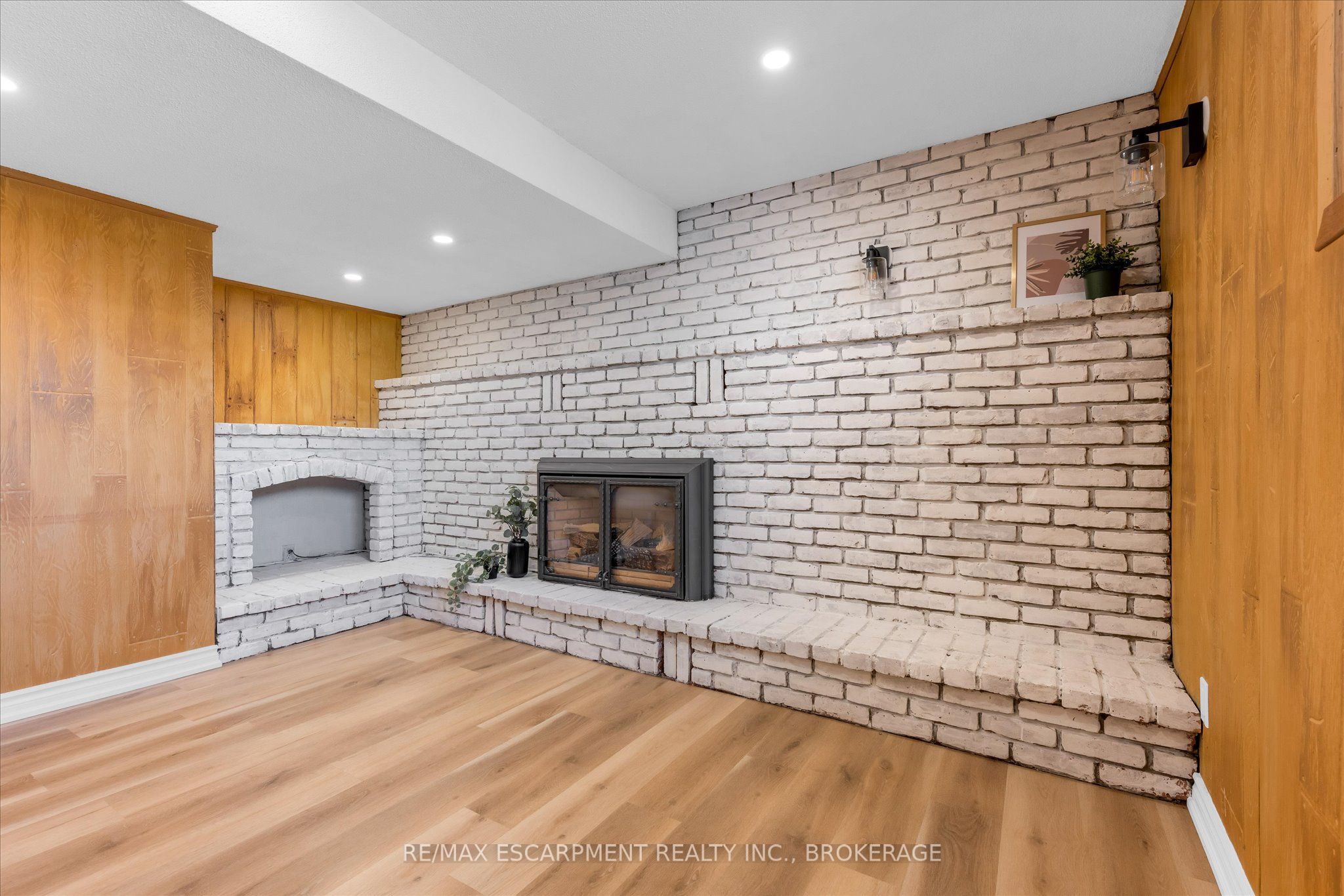 49 Grove Avenue Property Photo 23
