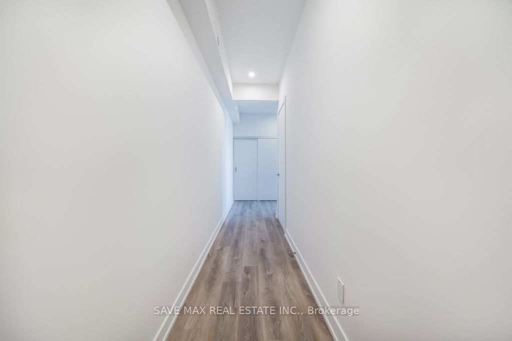 91 John Street N 1408 Property Photo 15