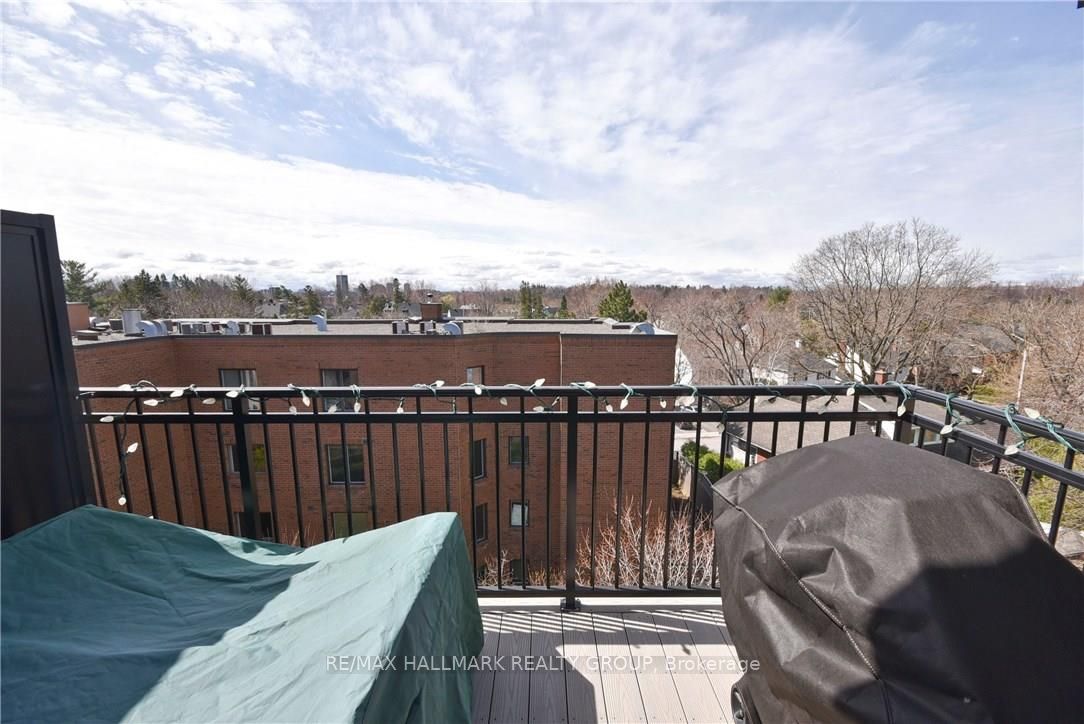 808 Bronson Avenue 408 Property Photo 18