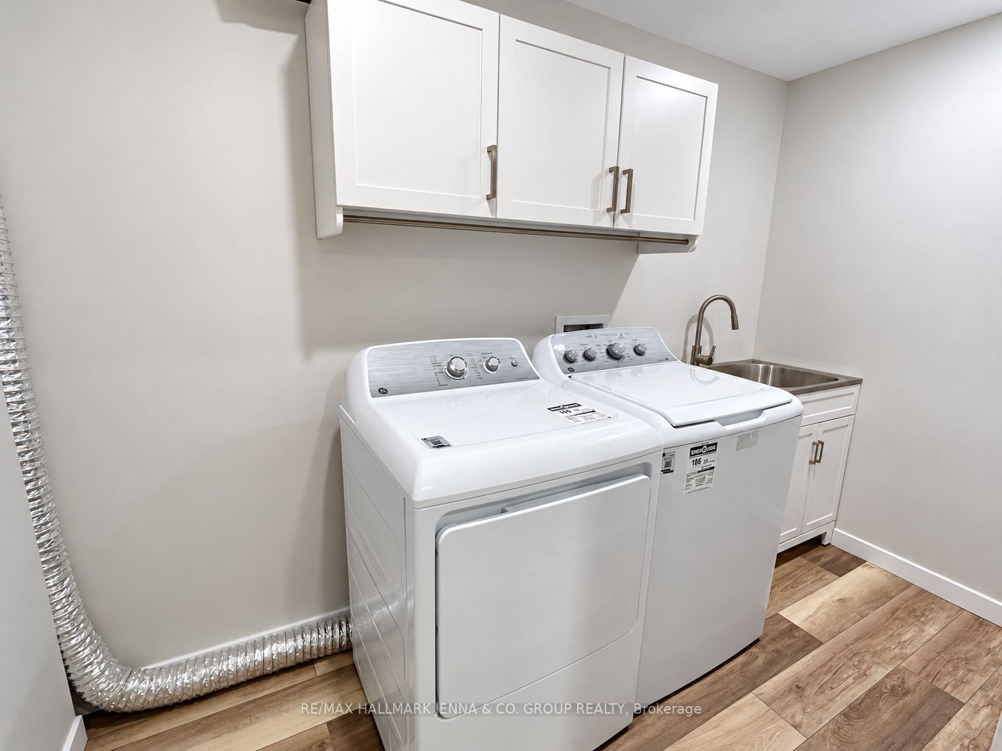 1409 Caravel Crescent Property Photo 25
