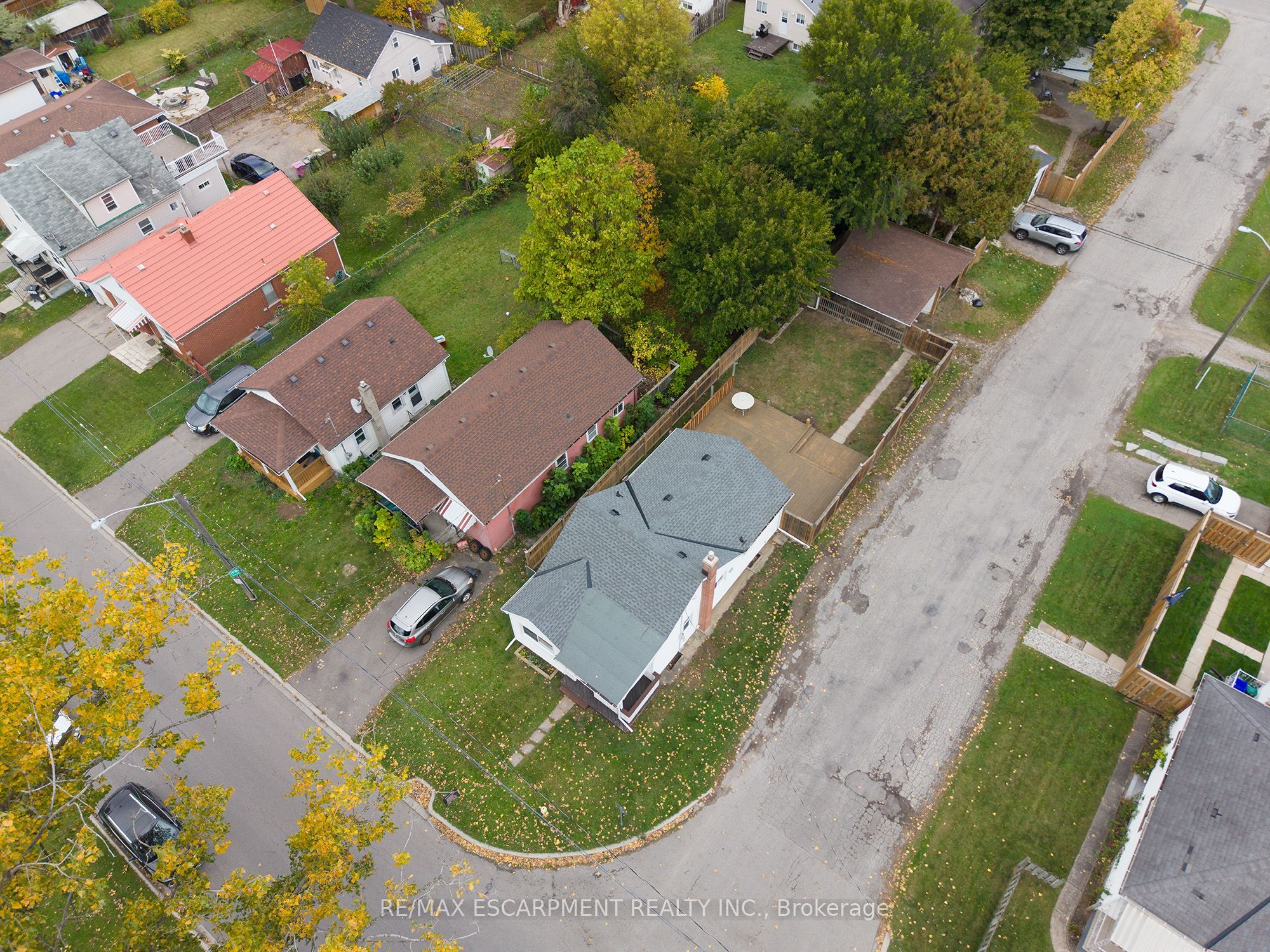 364 Wellington Street Property Photo 28