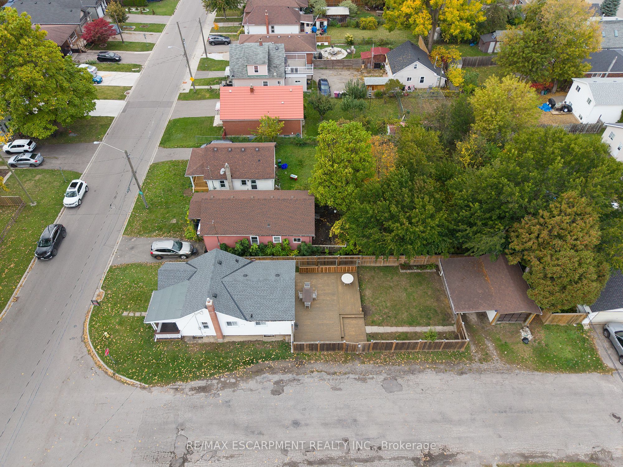 364 Wellington Street Property Photo 29