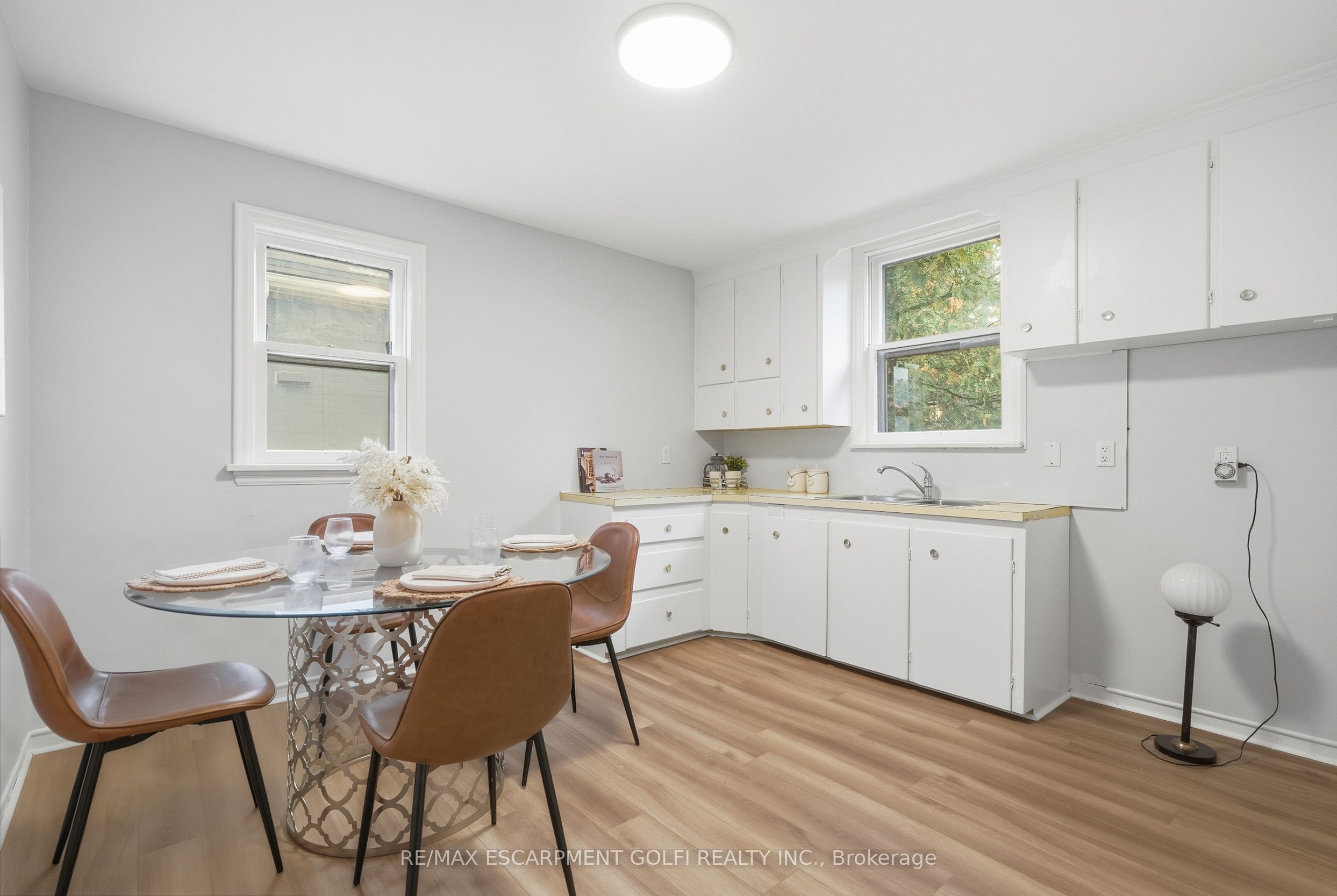 140 Auburn Avenue Property Photo 12