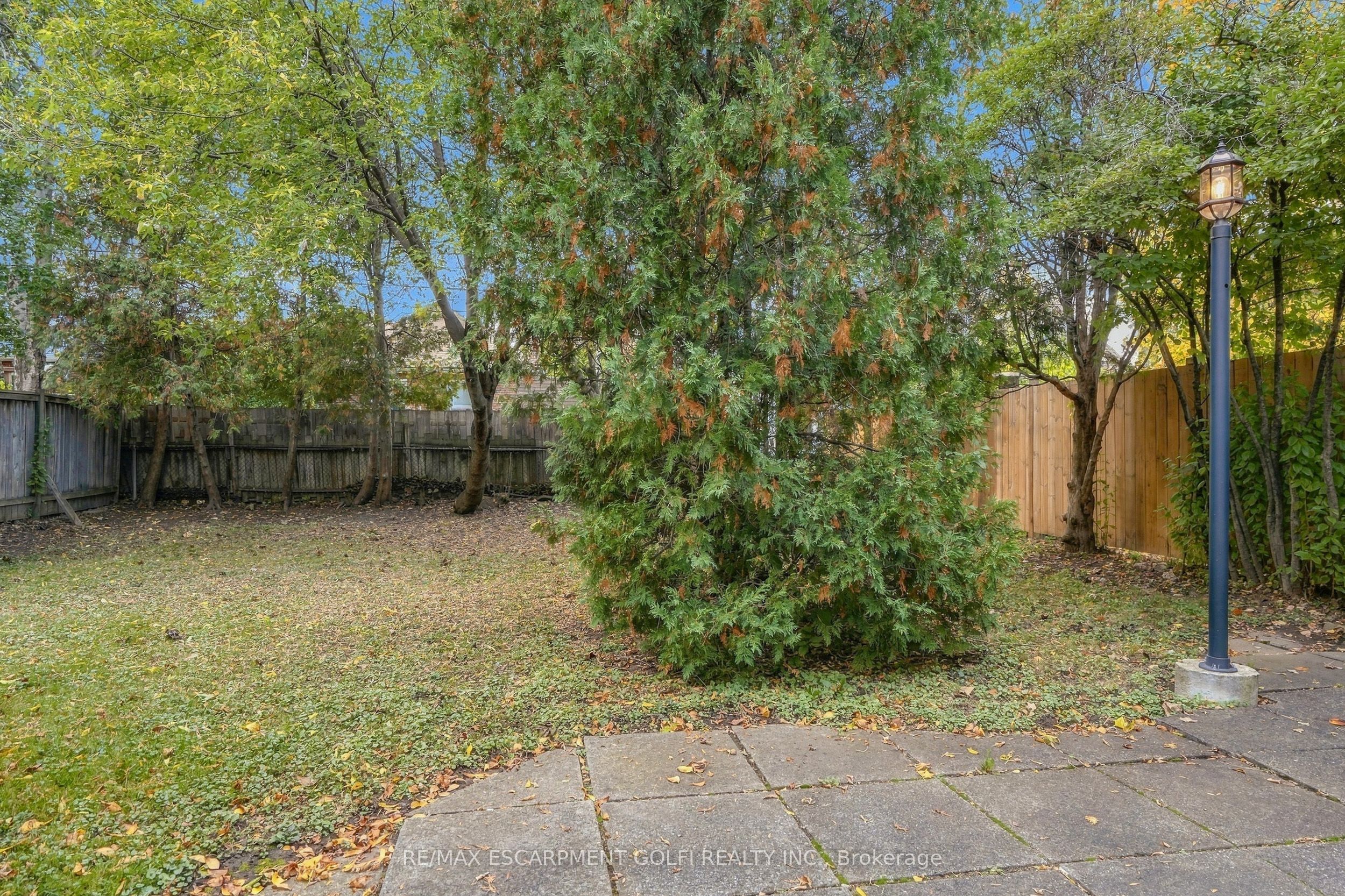 140 Auburn Avenue Property Photo 29