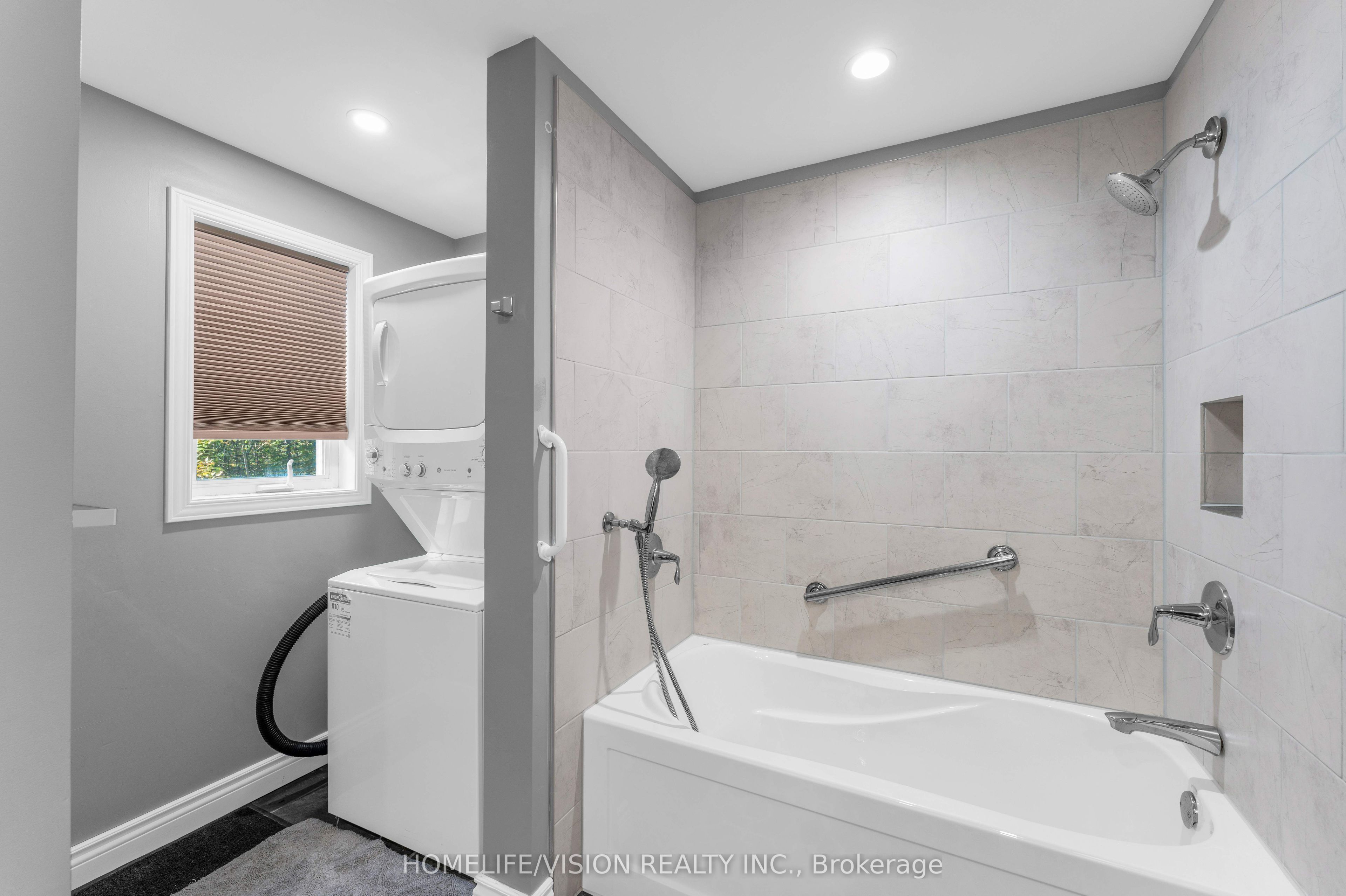 2862 Holleford Road Property Photo 12