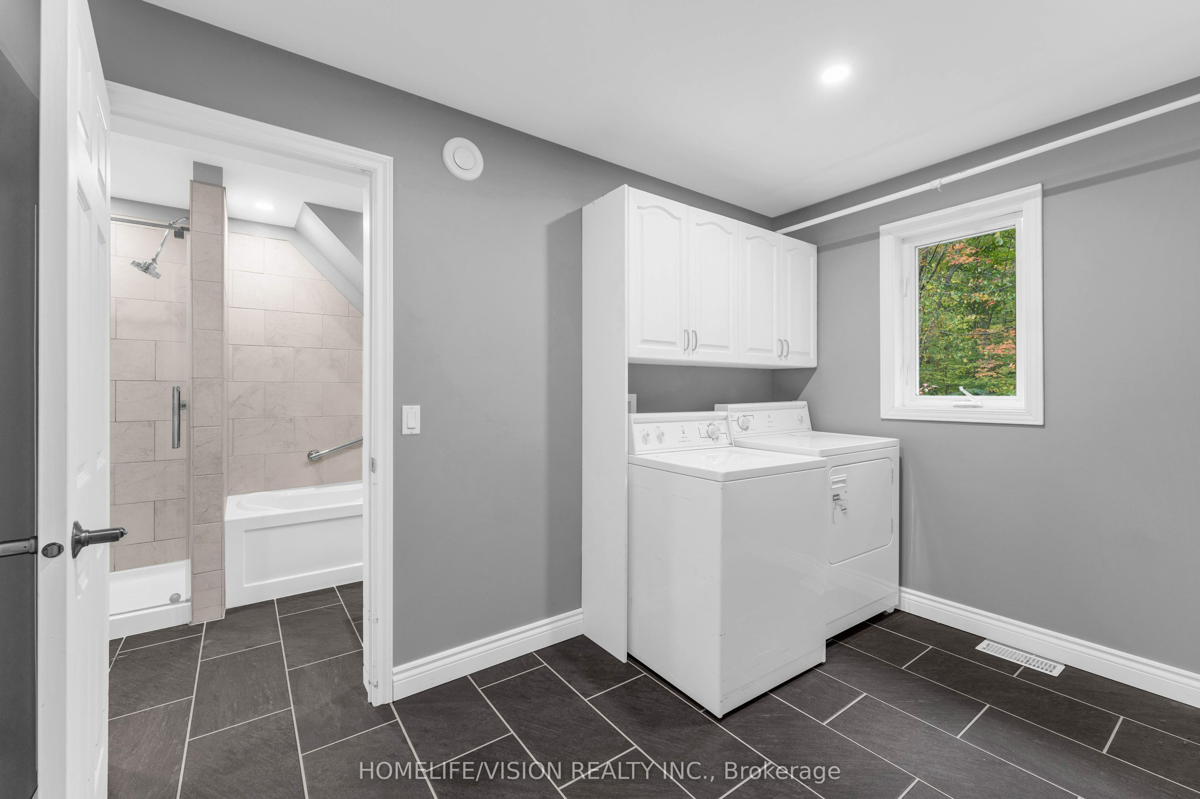 2862 Holleford Road Property Photo 27