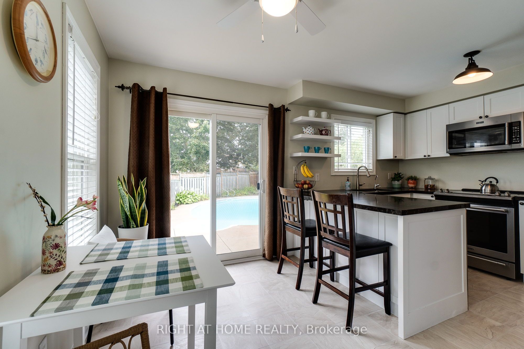 234 Philip Court W Property Photo 15