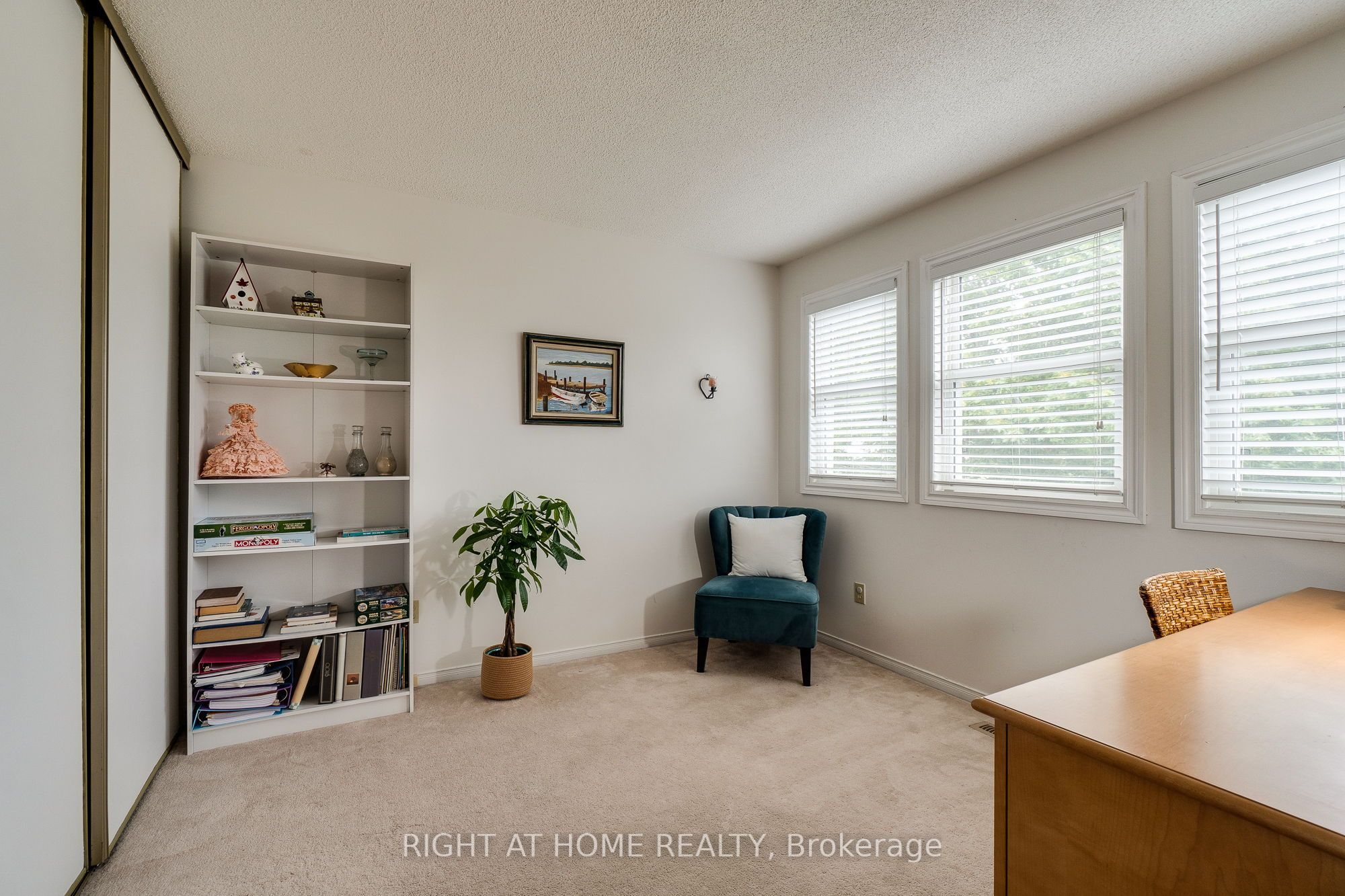 234 Philip Court W Property Photo 24