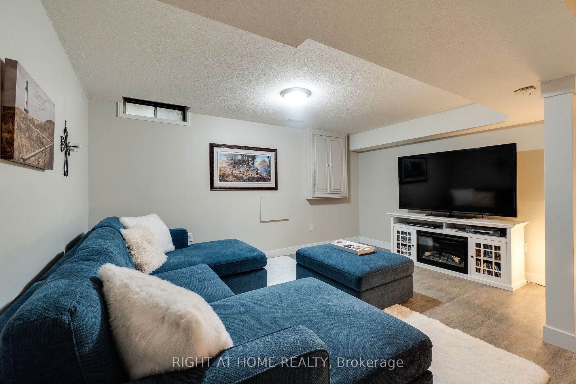 234 Philip Court W Property Photo 28