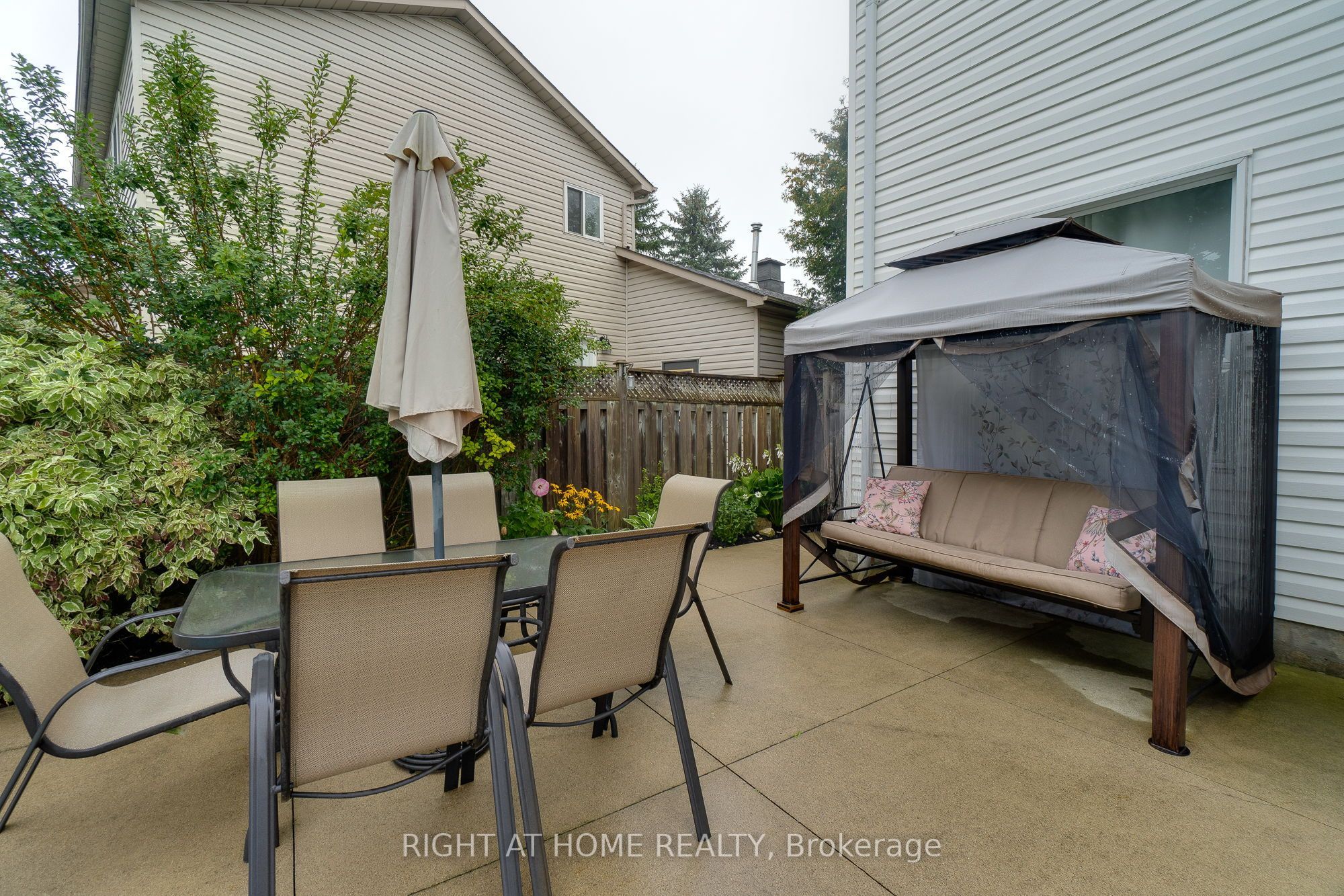234 Philip Court W Property Photo 33