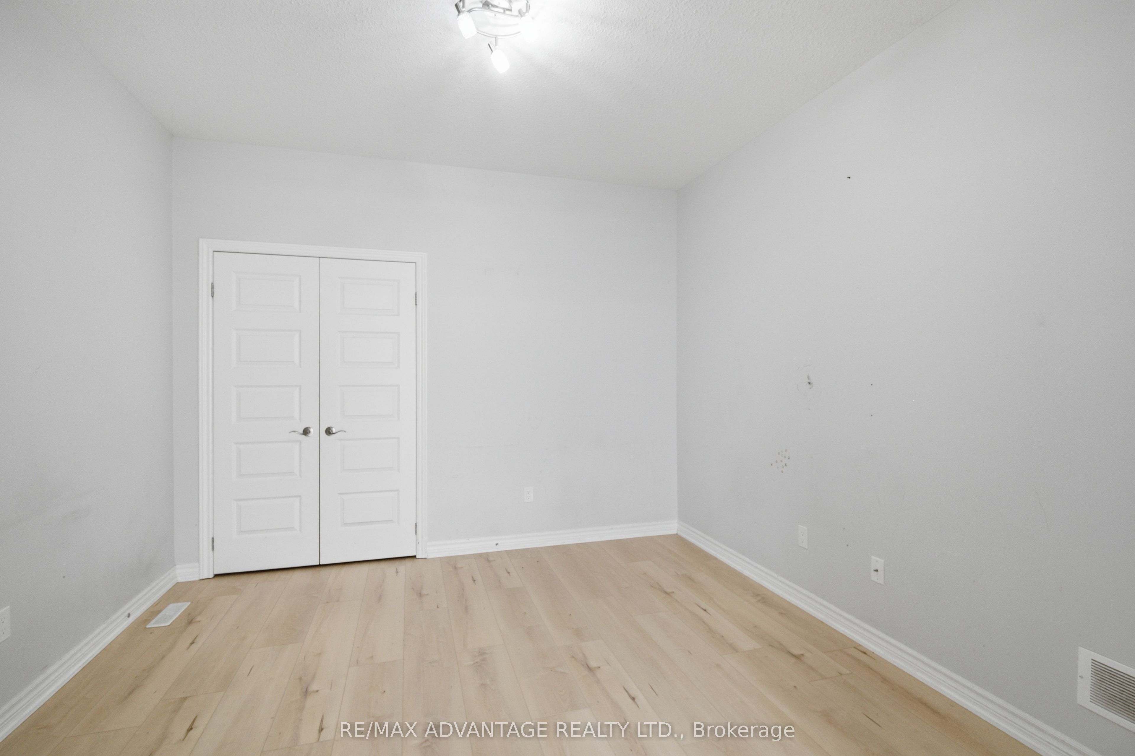 3091 Tokala Trail Property Photo 5