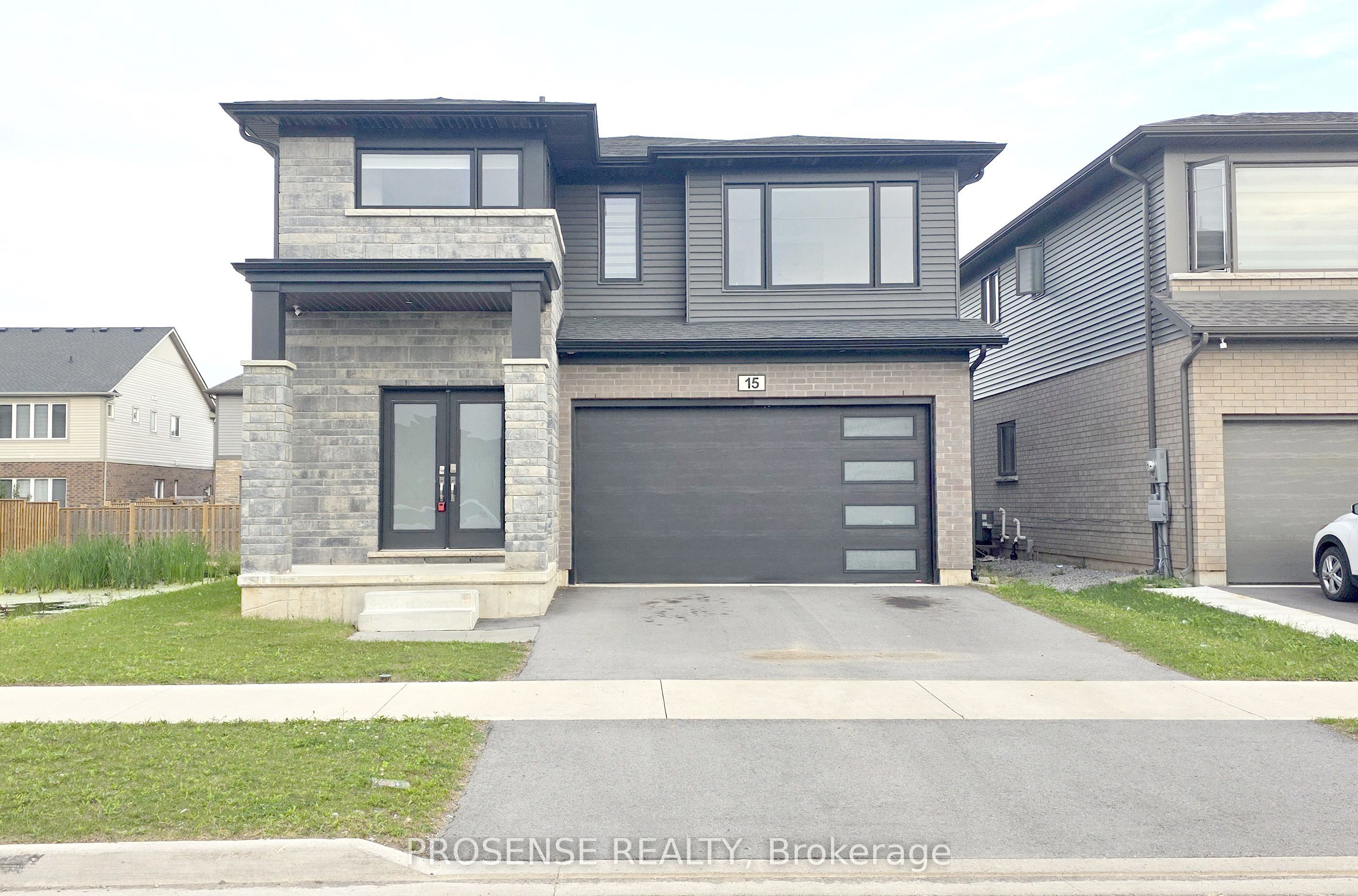 15 Samuel Avenue Property Photo 1