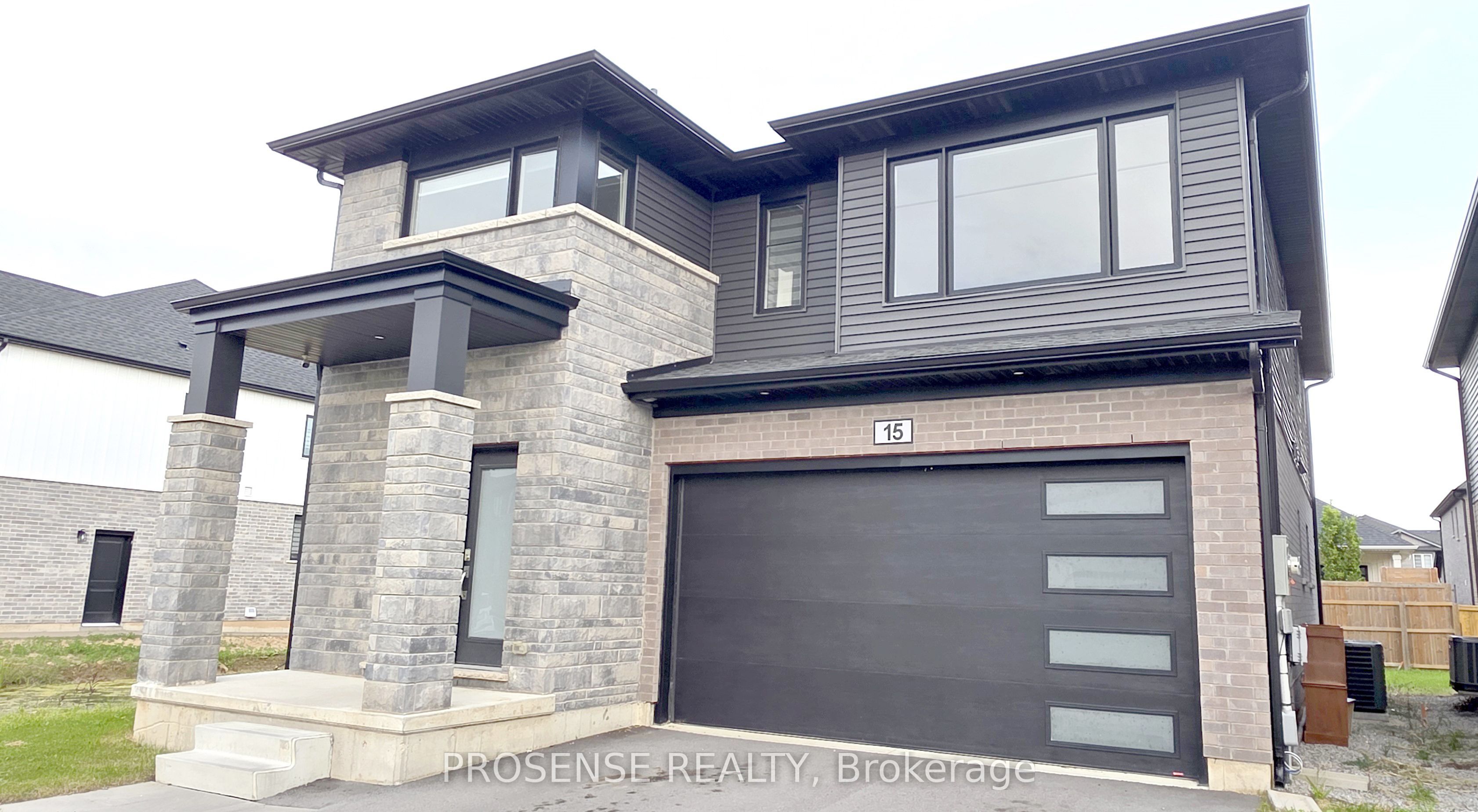 15 Samuel Avenue Property Photo 3