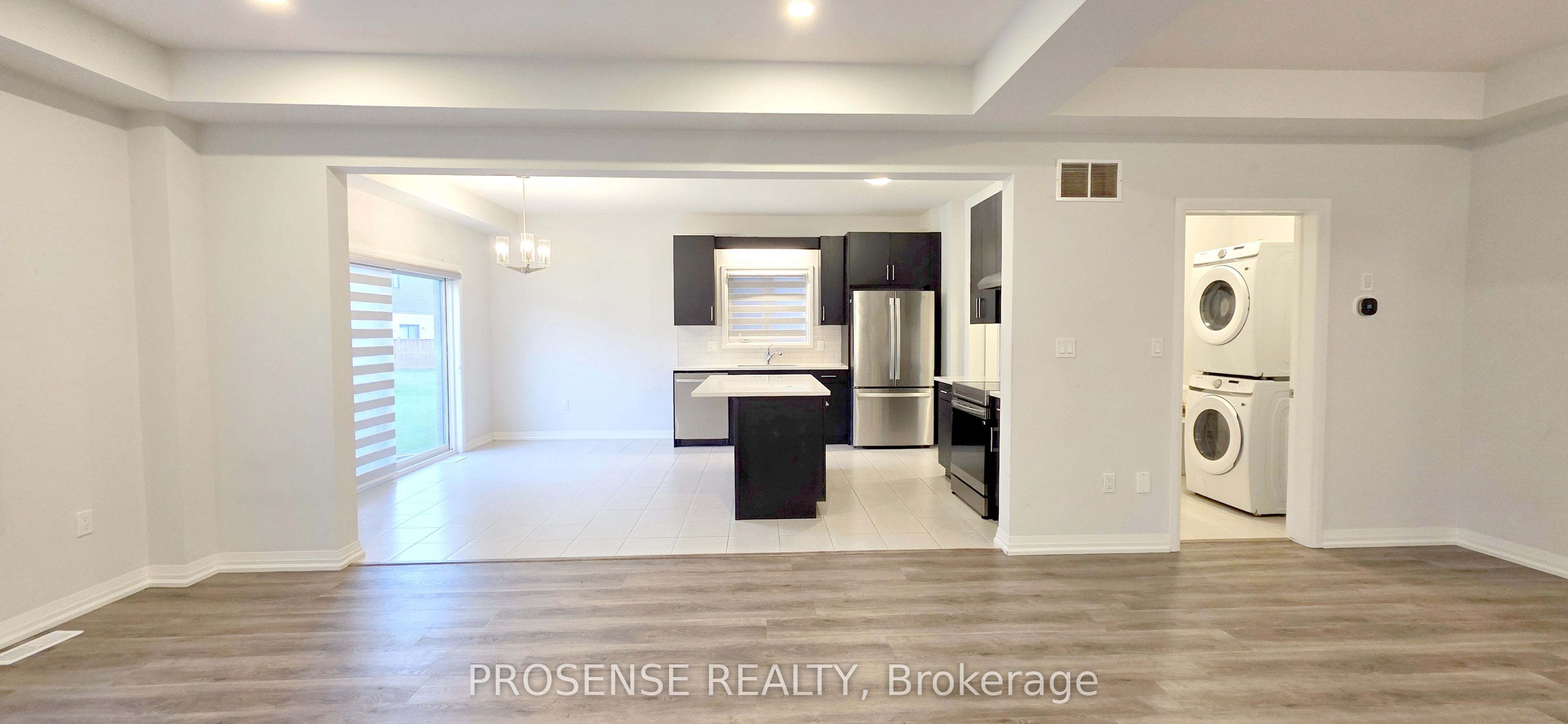 15 Samuel Avenue Property Photo 8