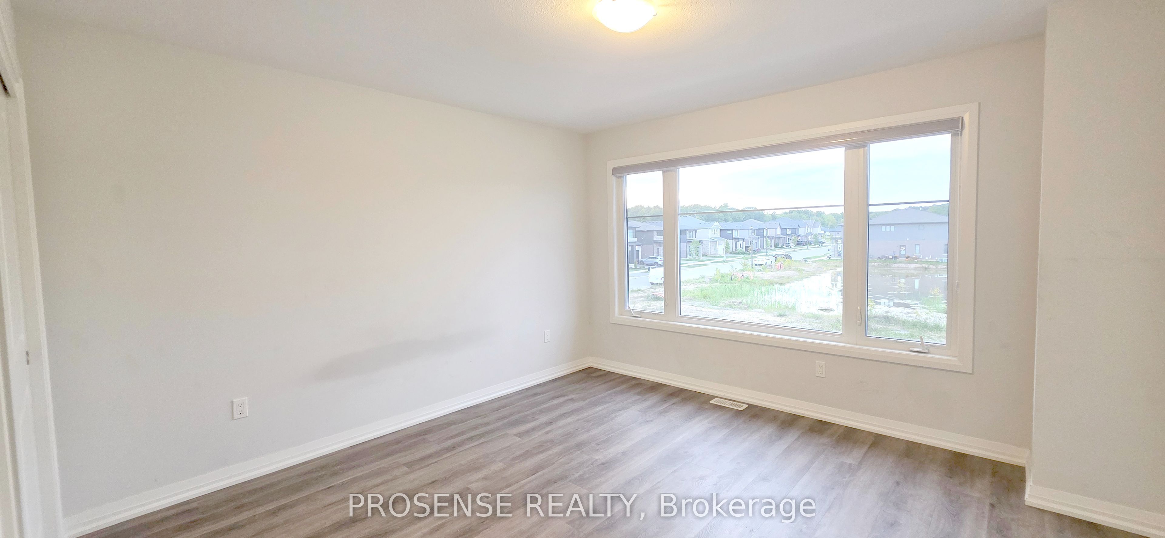 15 Samuel Avenue Property Photo 29