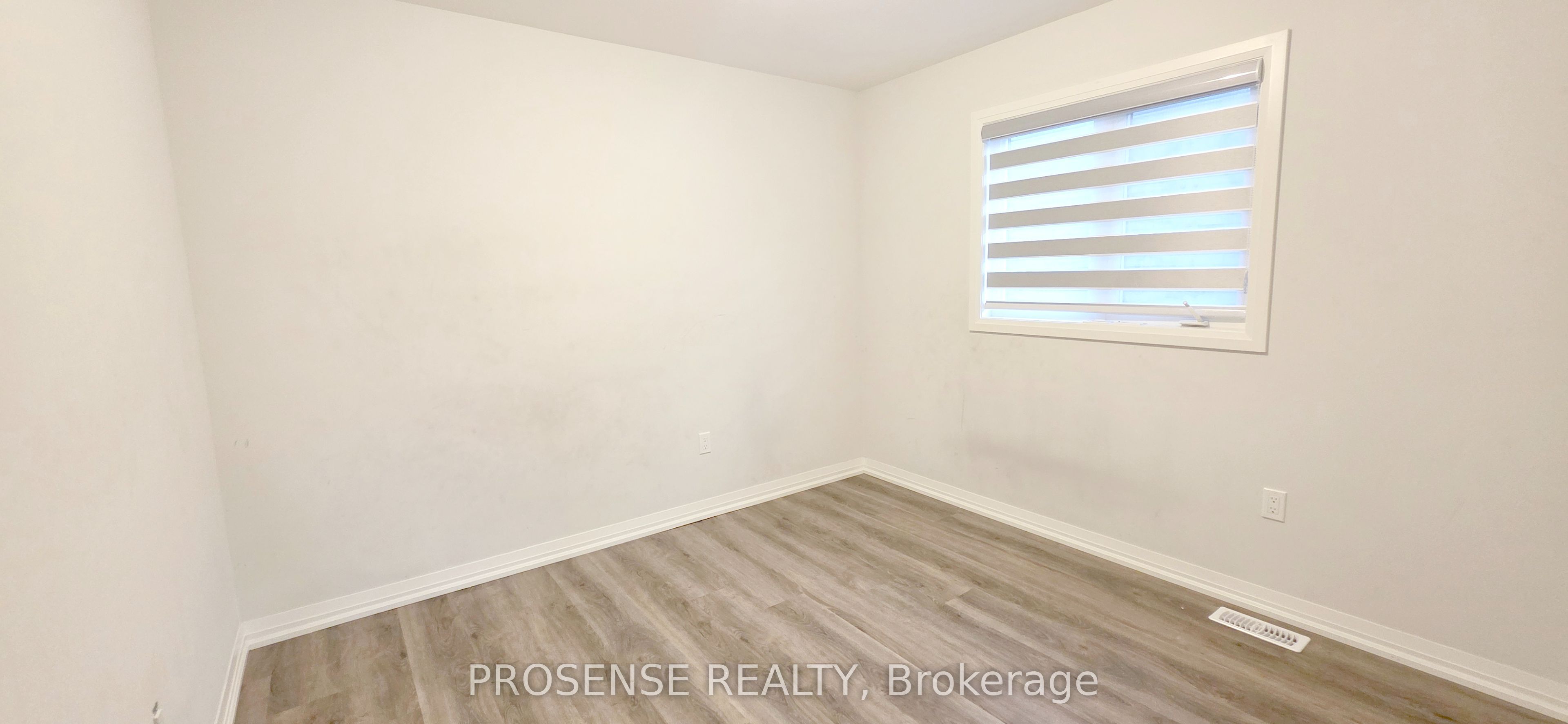 15 Samuel Avenue Property Photo 31