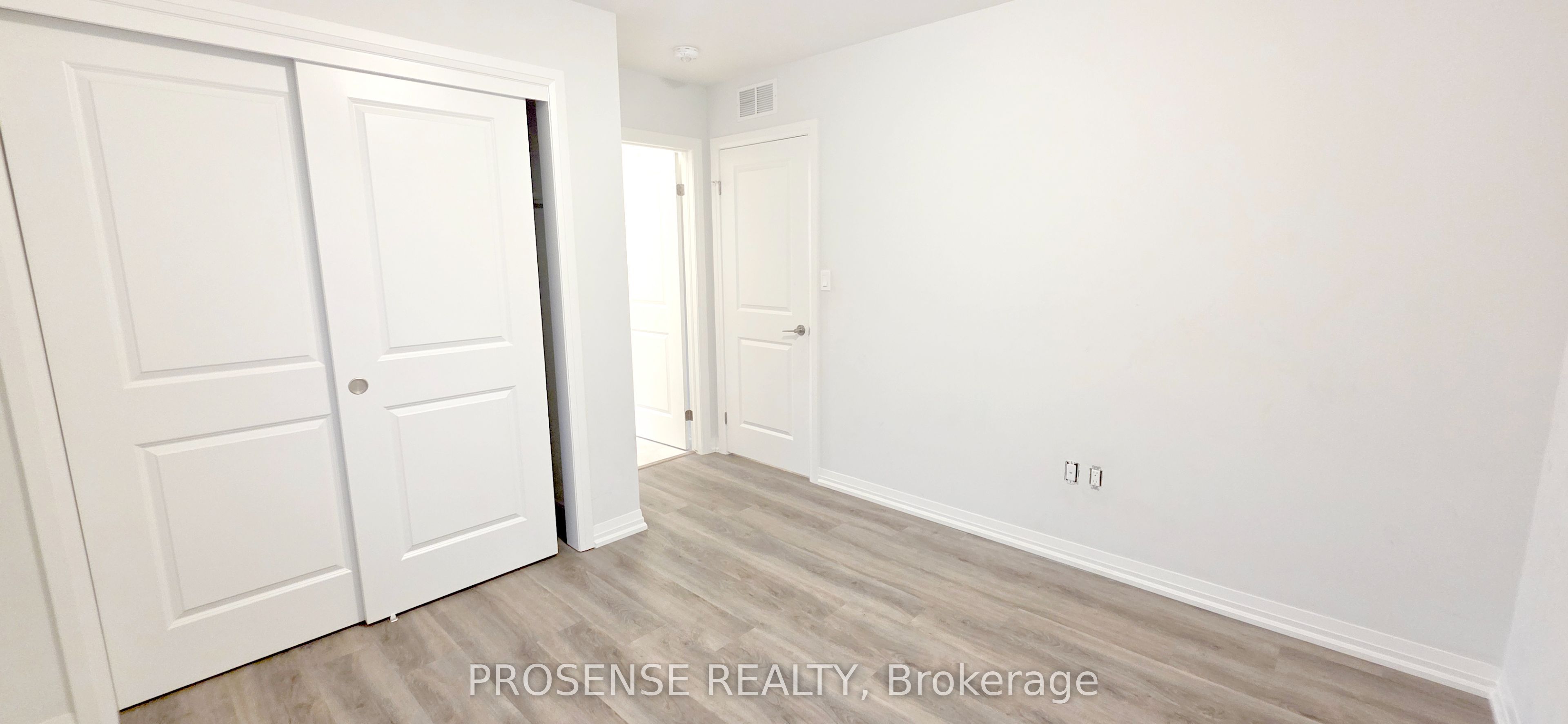 15 Samuel Avenue Property Photo 32