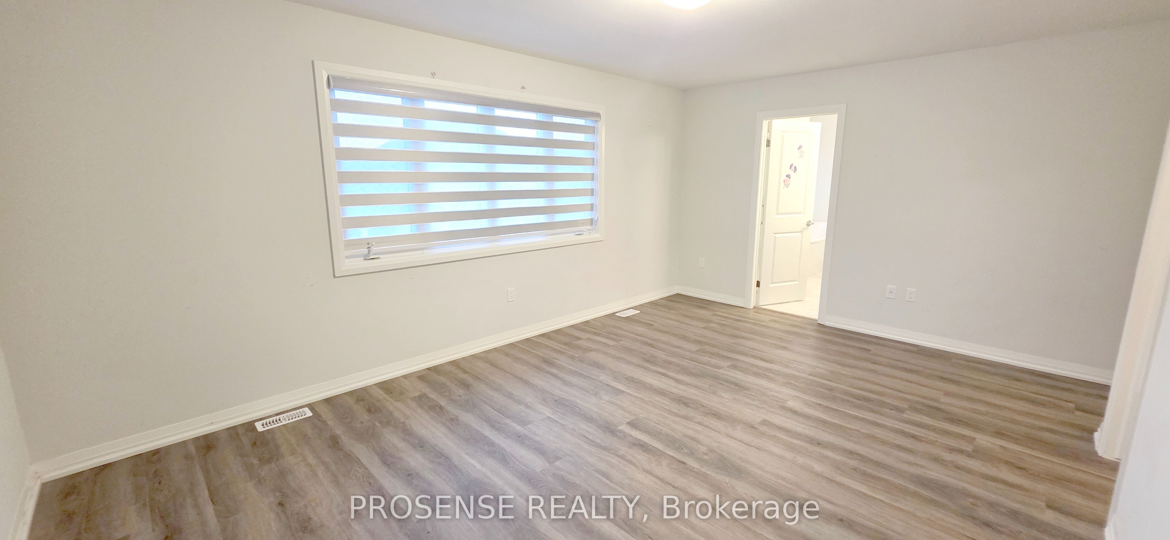 15 Samuel Avenue Property Photo 38