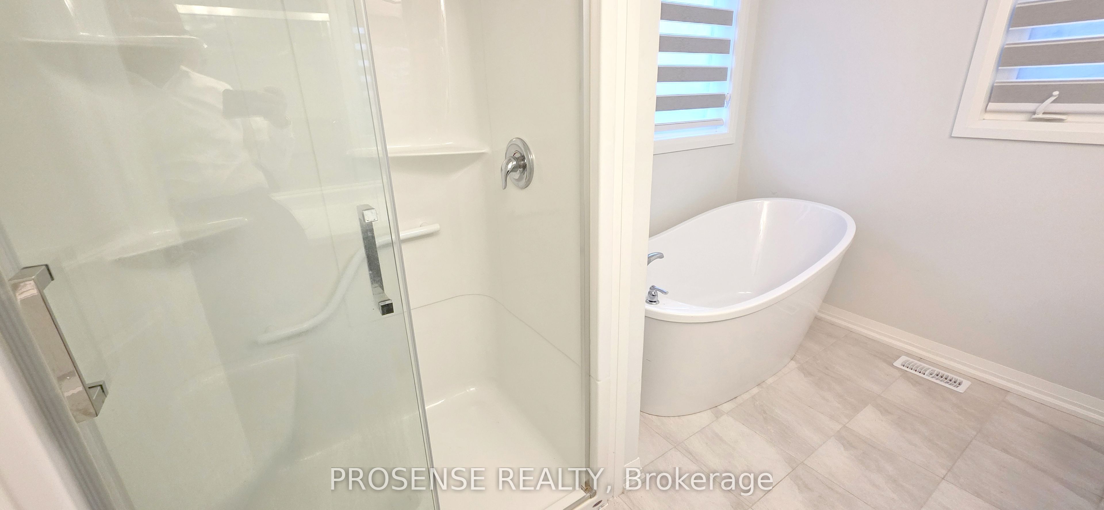 15 Samuel Avenue Property Photo 42