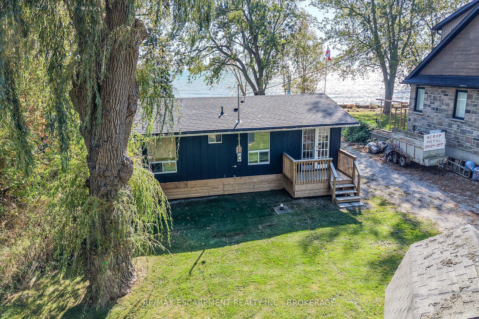 1778 Lakeshore Road Property Photo 2