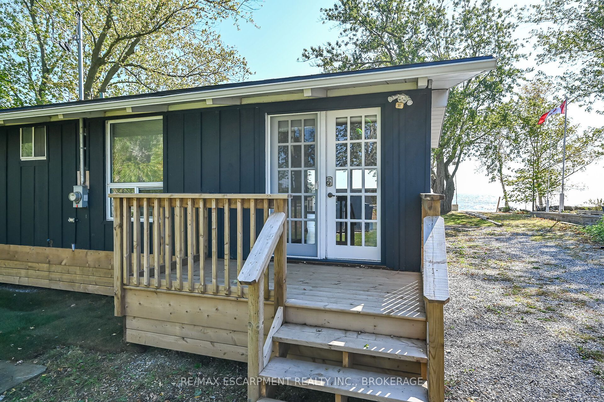 1778 Lakeshore Road Property Photo 3