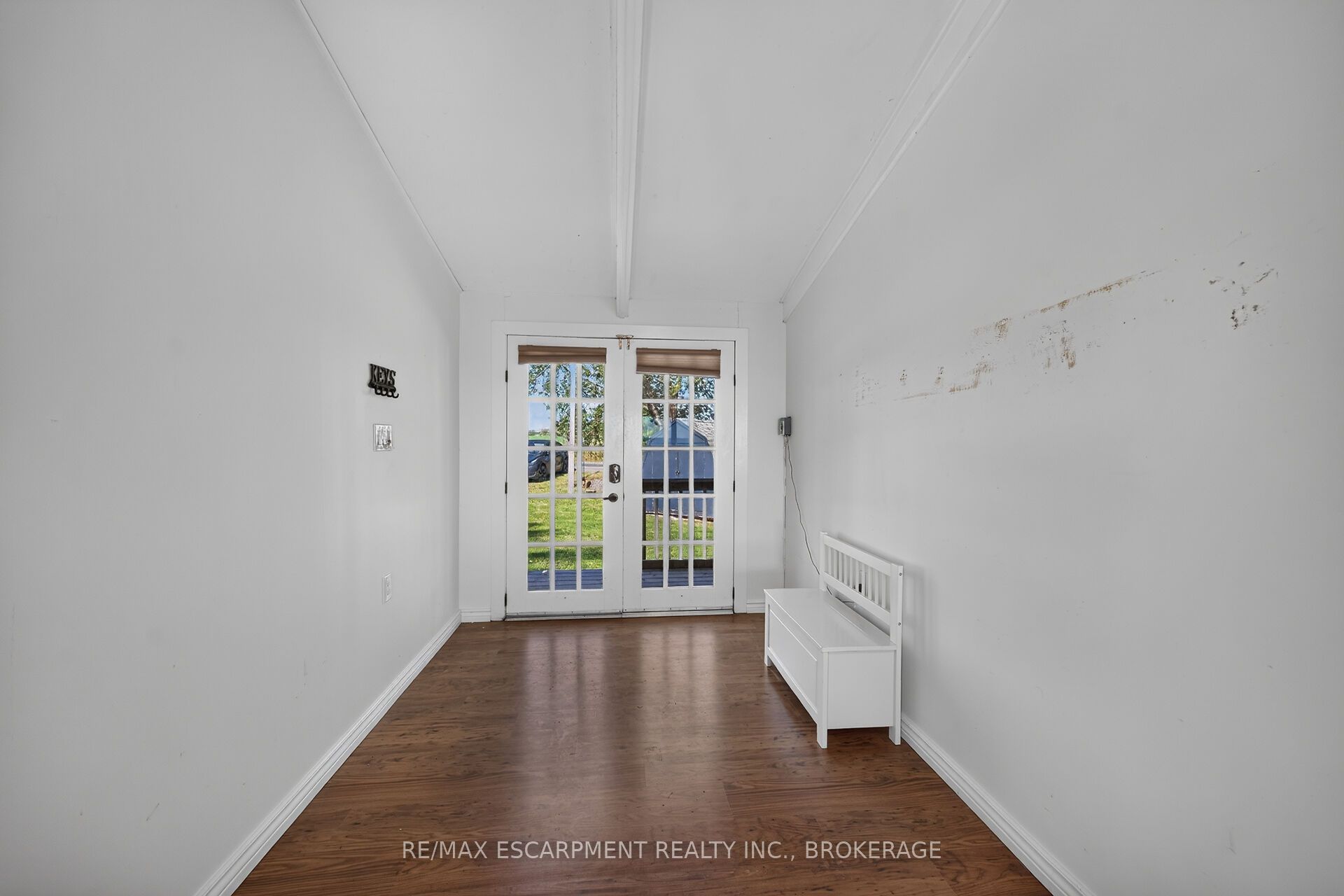 1778 Lakeshore Road Property Photo 4
