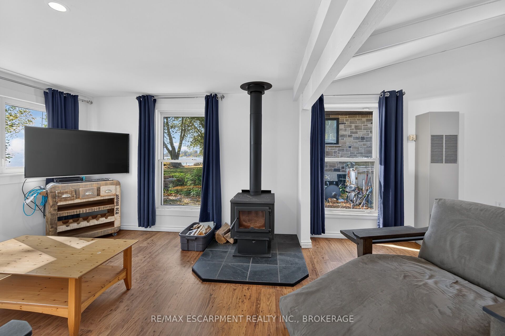 1778 Lakeshore Road Property Photo 7