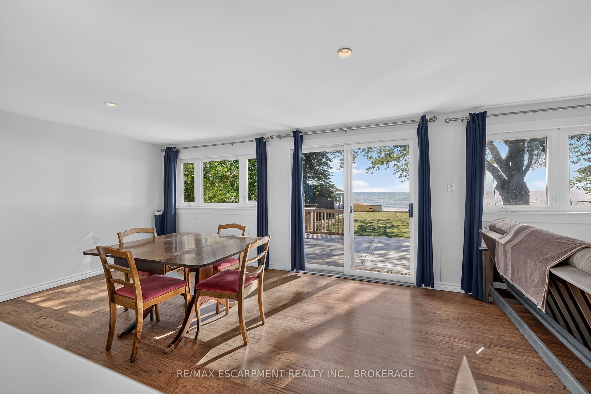 1778 Lakeshore Road Property Photo 11