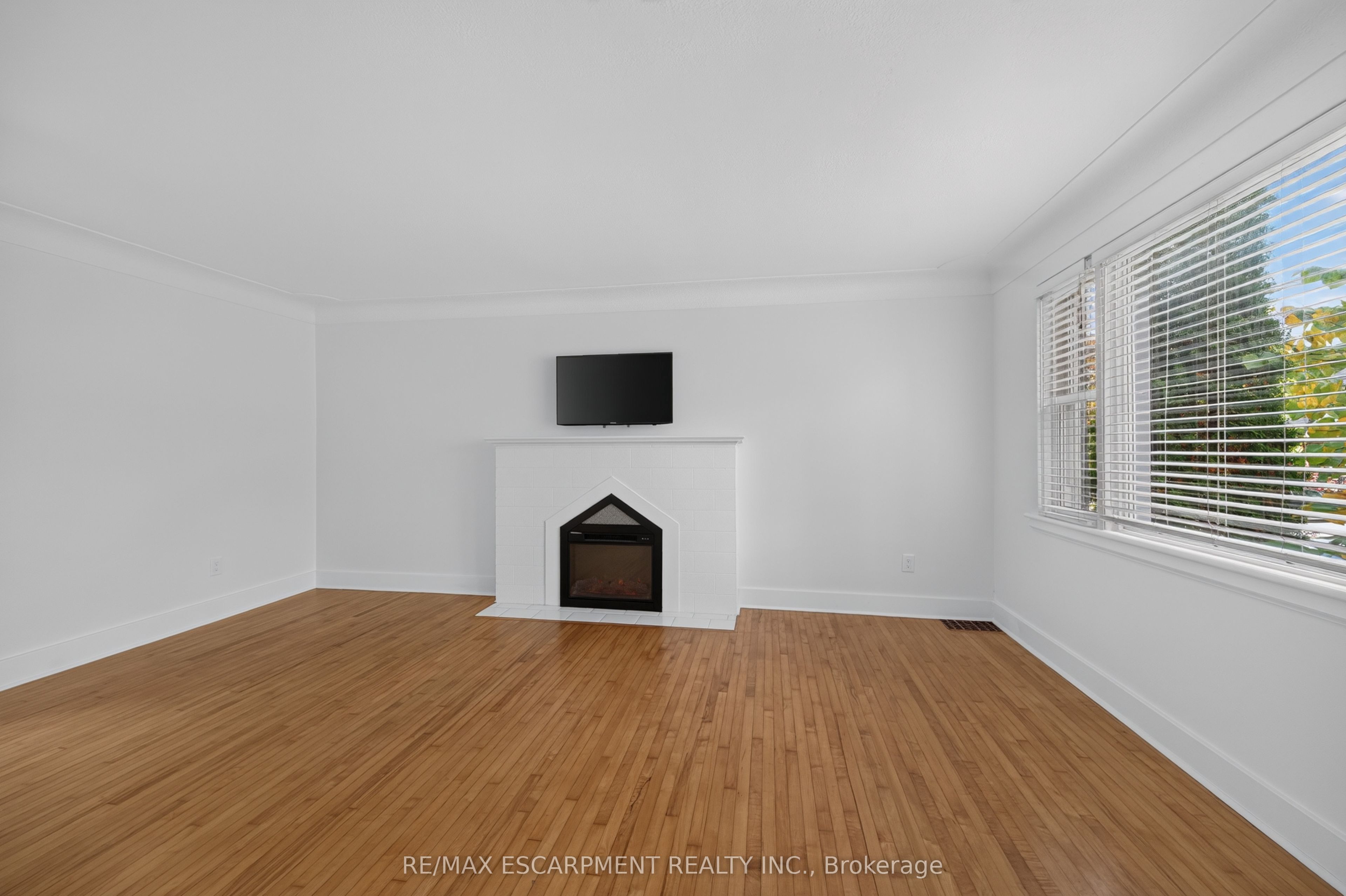 247 Homewood Avenue Property Photo 5