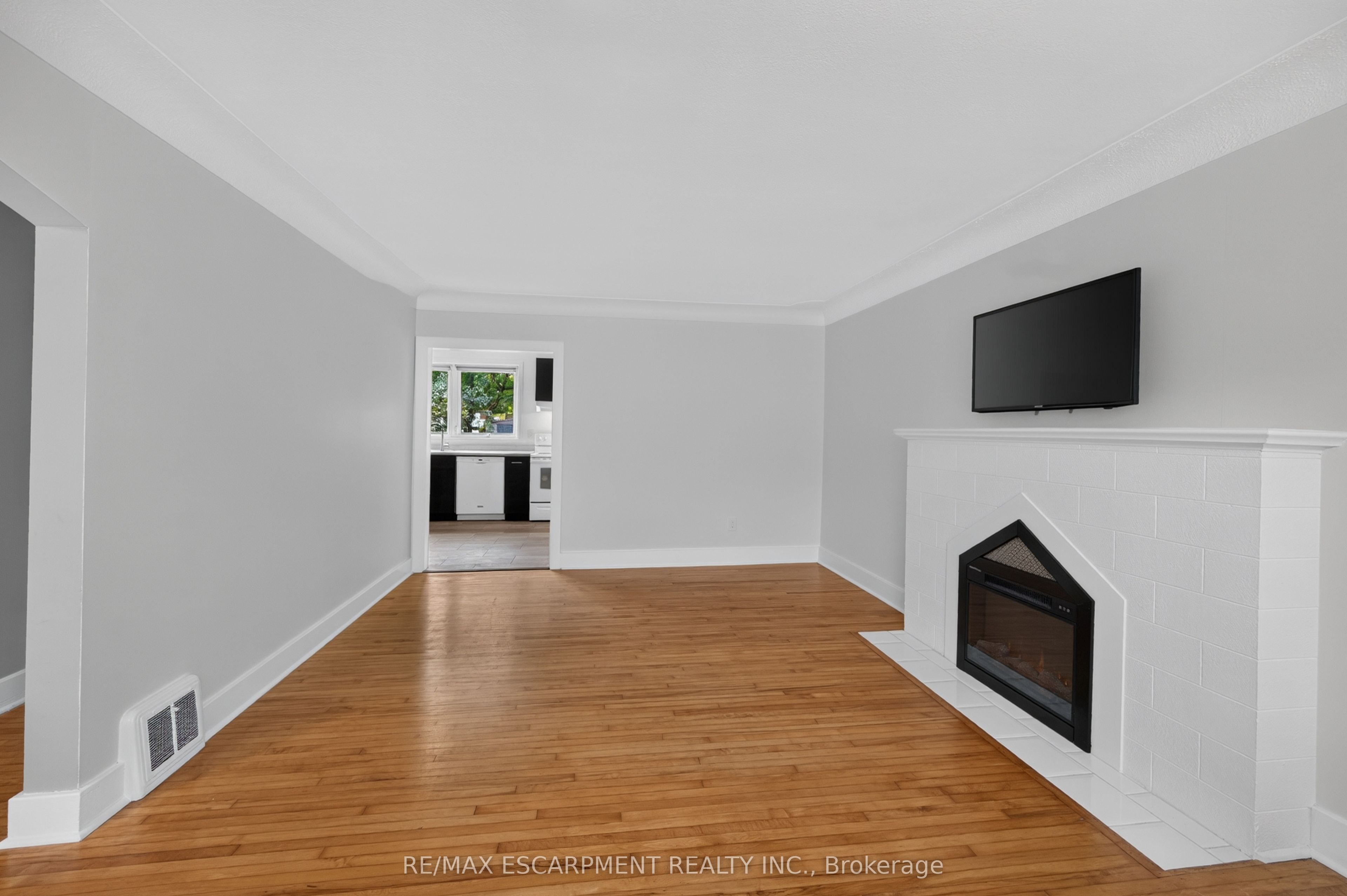 247 Homewood Avenue Property Photo 6