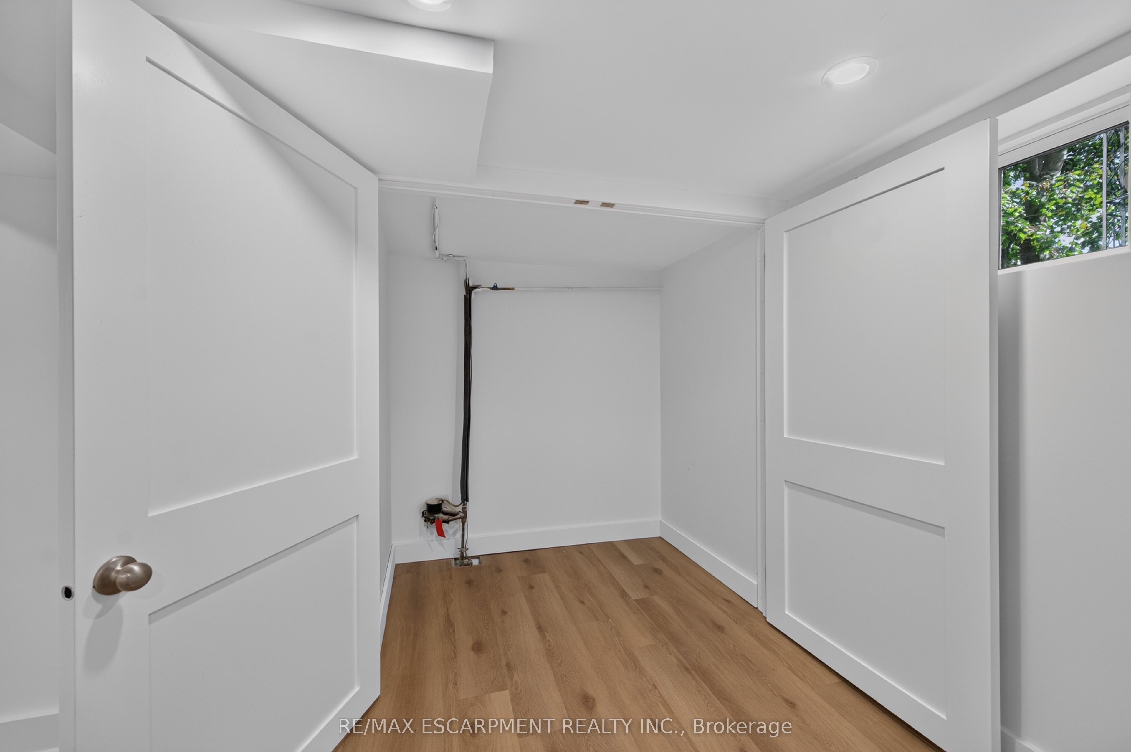 247 Homewood Avenue Property Photo 33