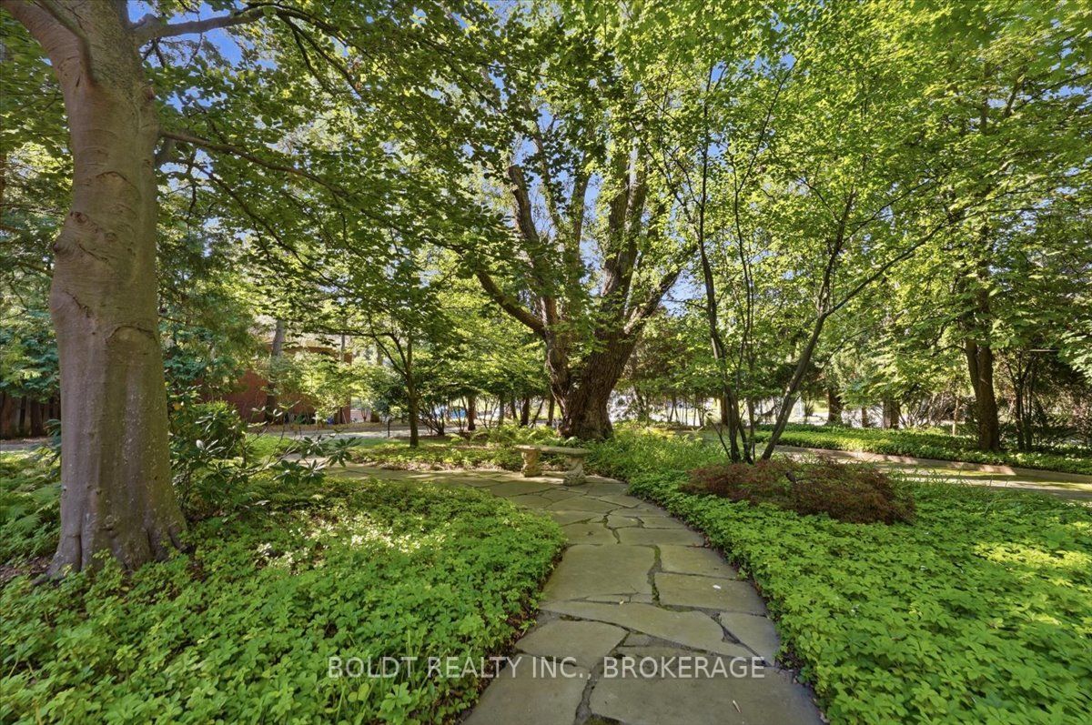 290 Riverview Boulevard Property Photo 6
