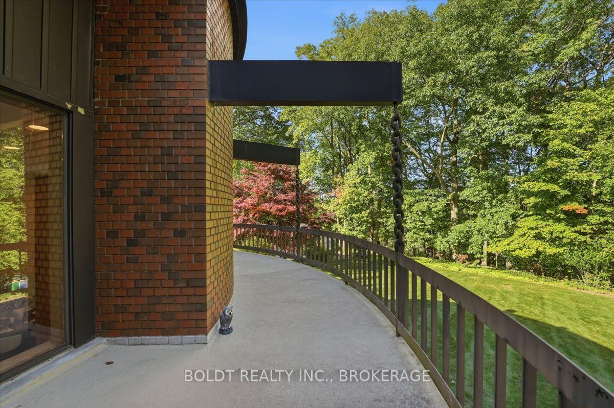 290 Riverview Boulevard Property Photo 34