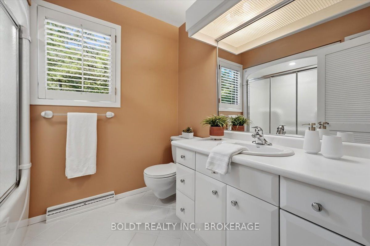 290 Riverview Boulevard Property Photo 36